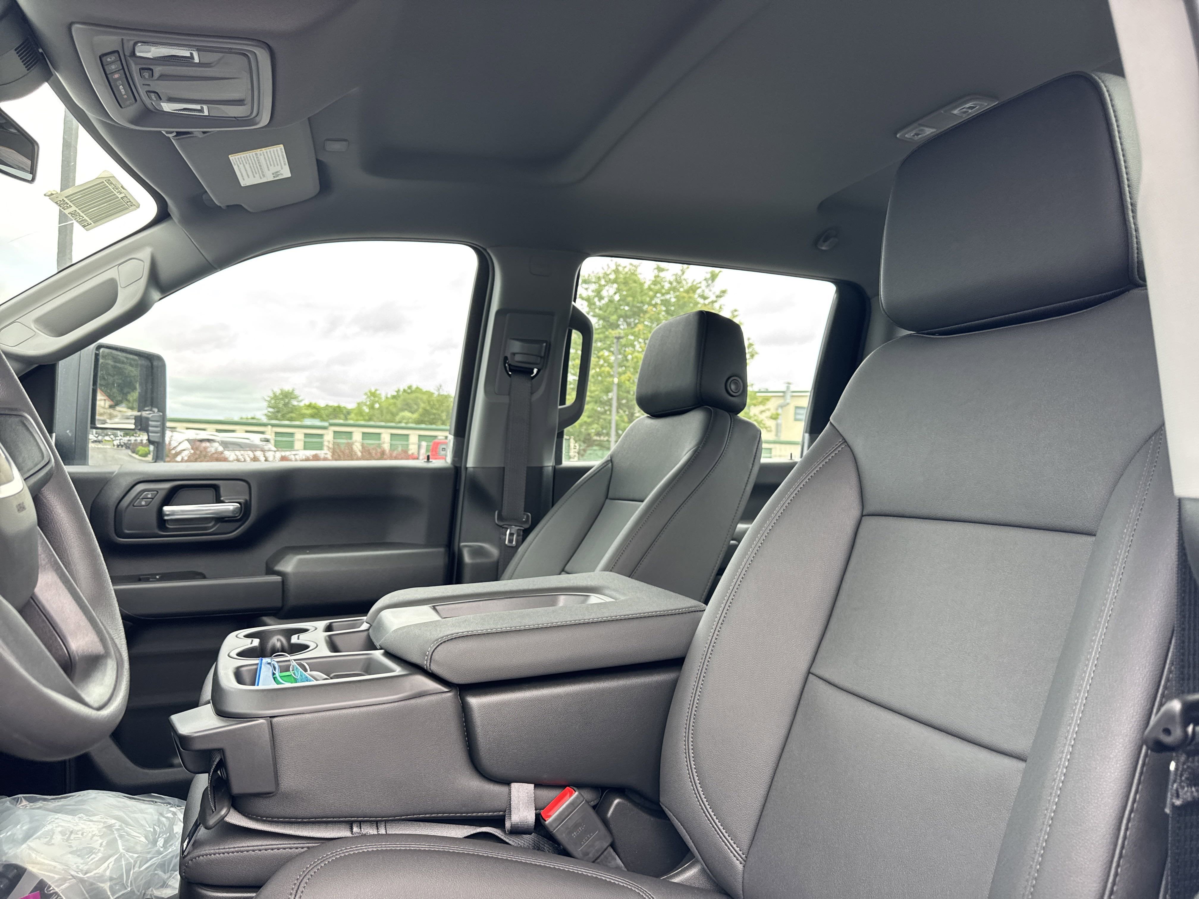 2025 GMC Sierra 2500 HD Pro