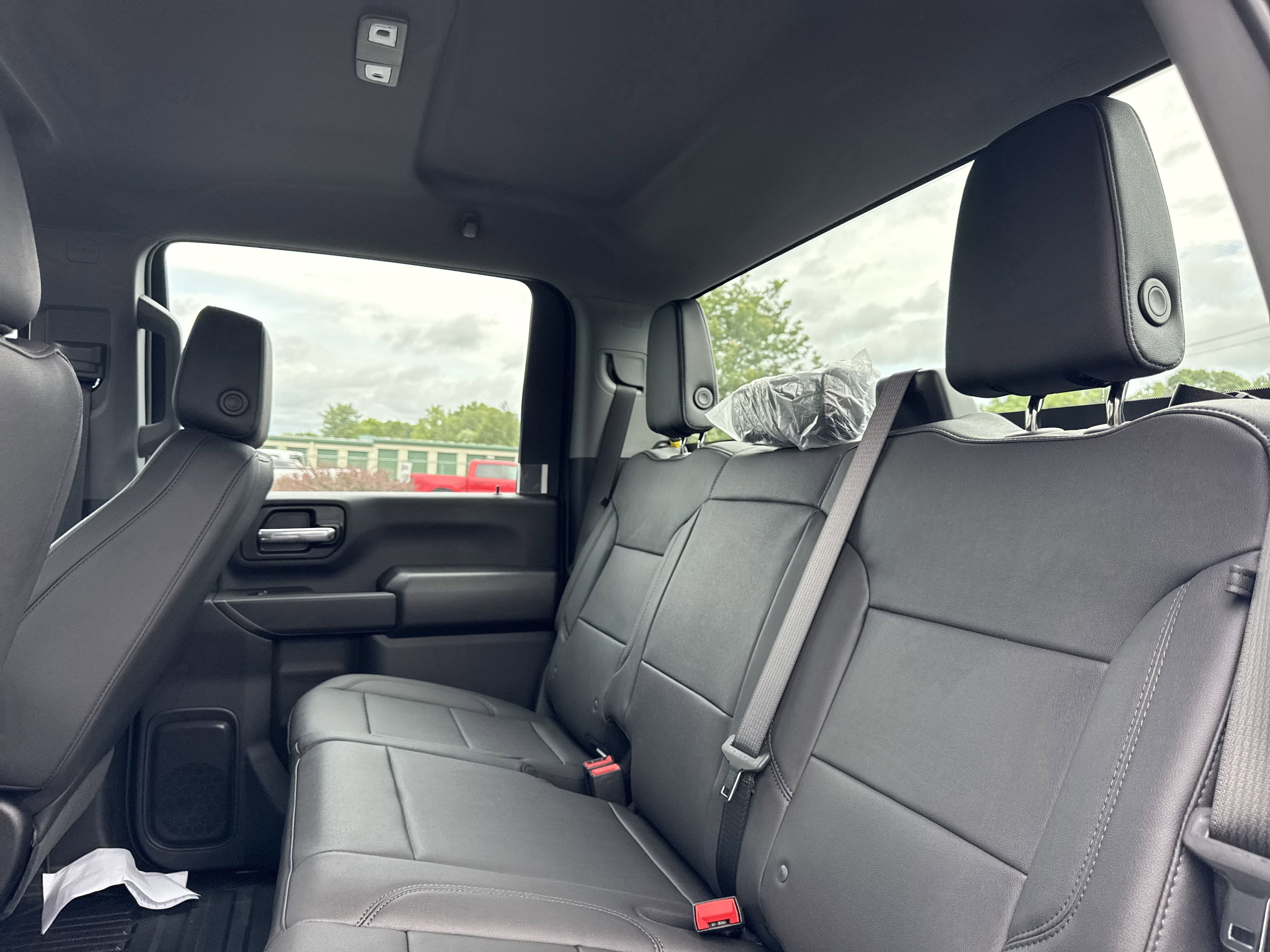 2025 GMC Sierra 2500 HD Pro