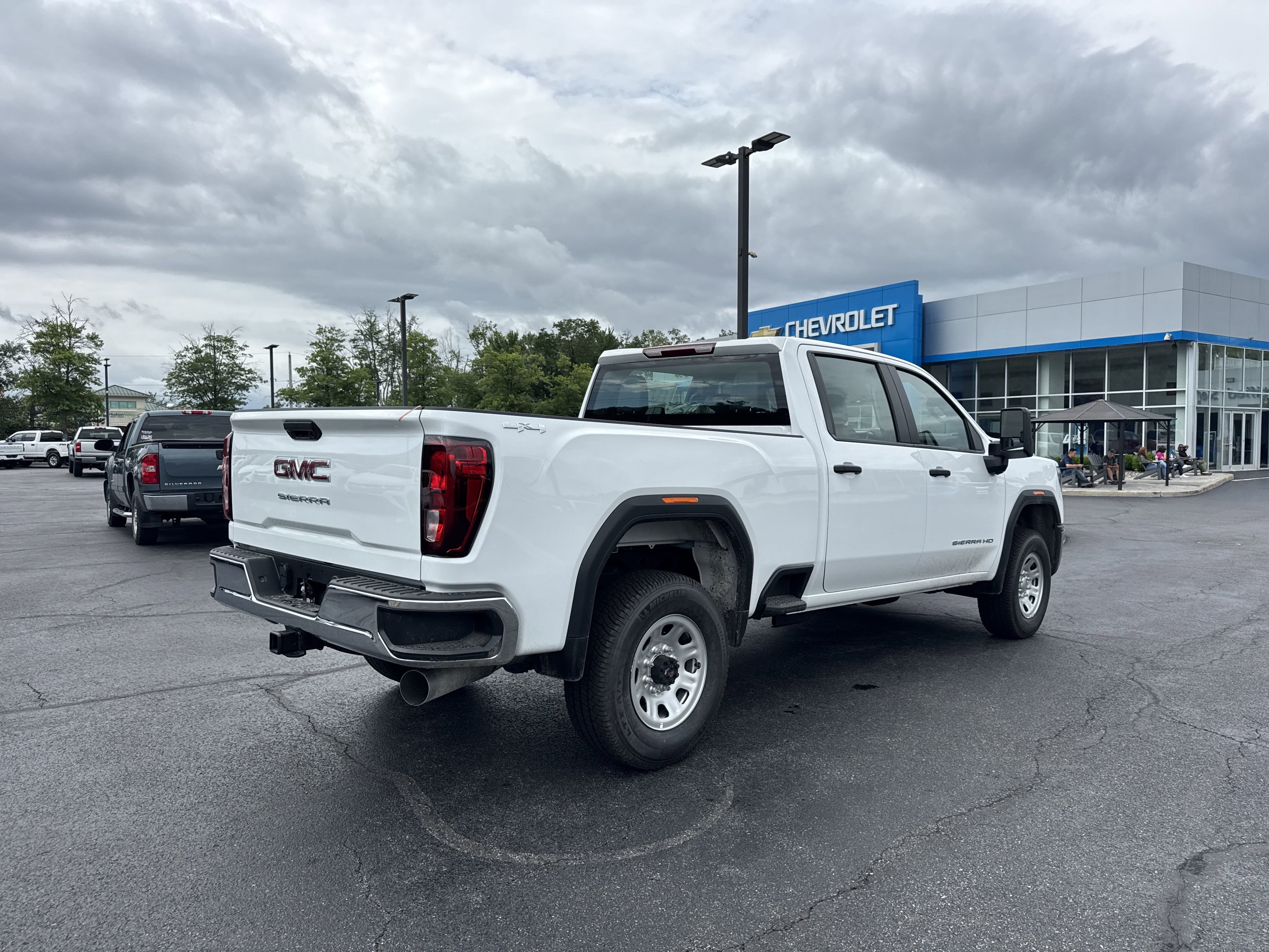 2025 GMC Sierra 2500 HD Pro