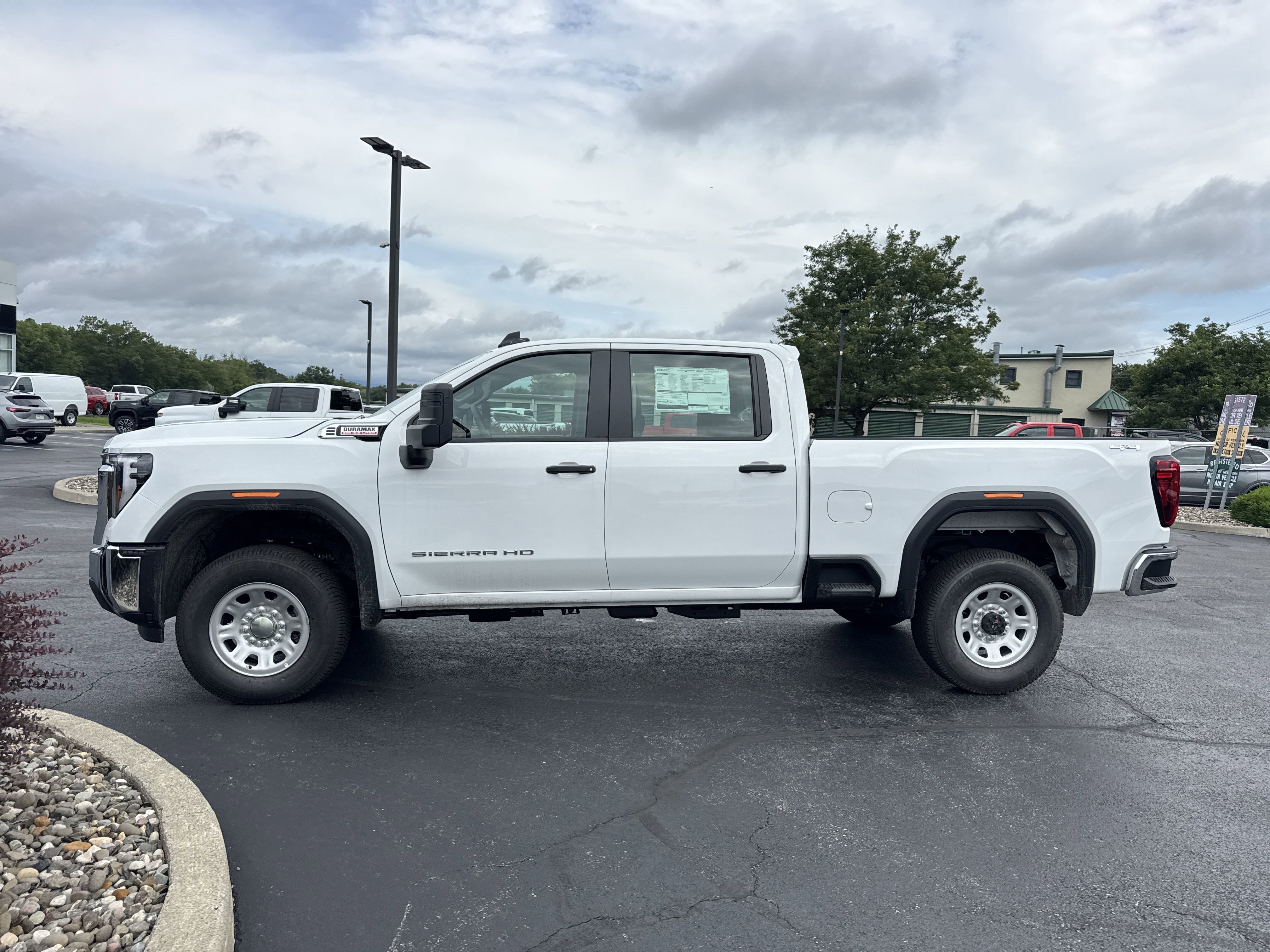 2025 GMC Sierra 2500 HD Pro