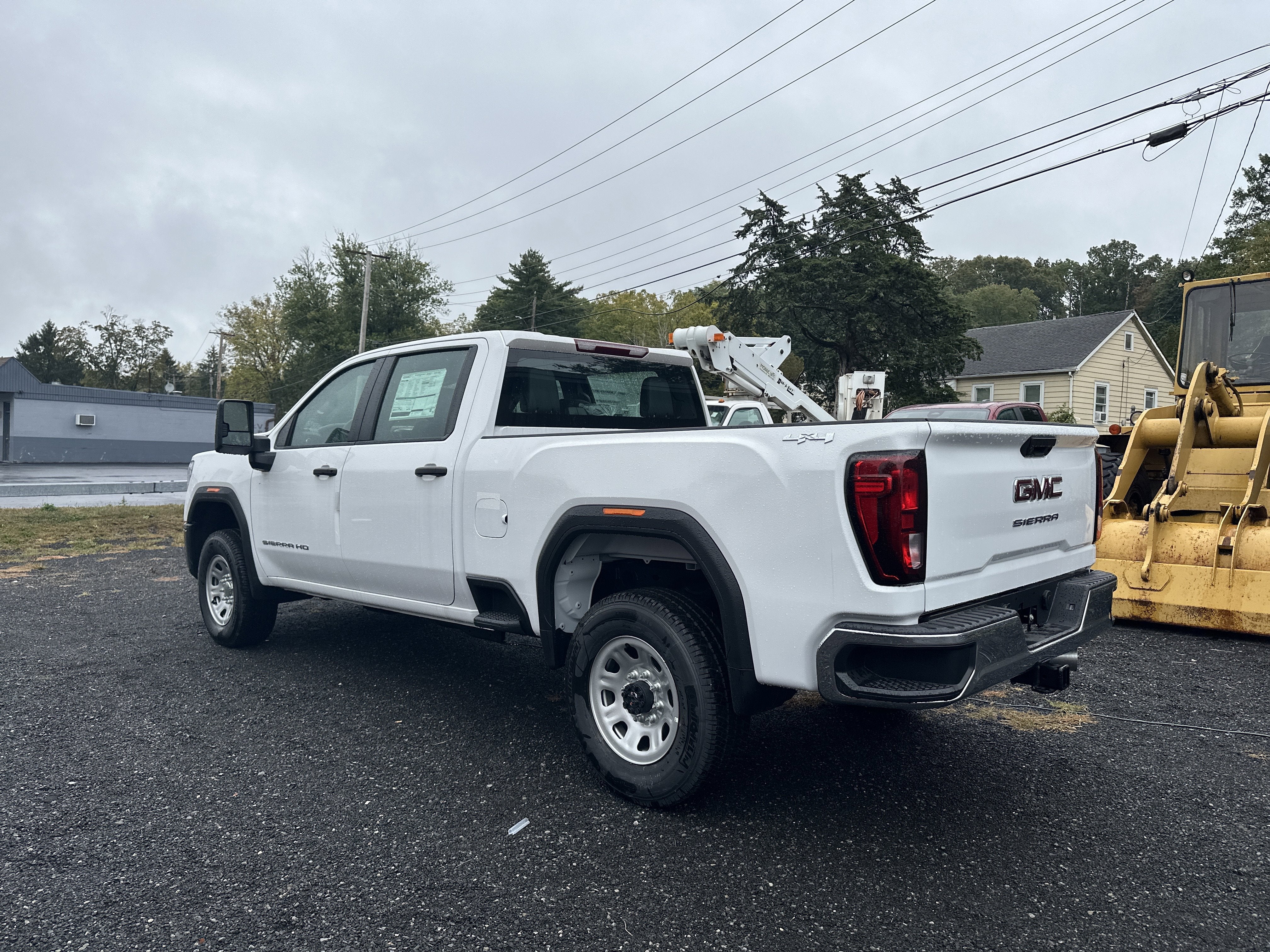 2025 GMC Sierra 2500 HD Pro