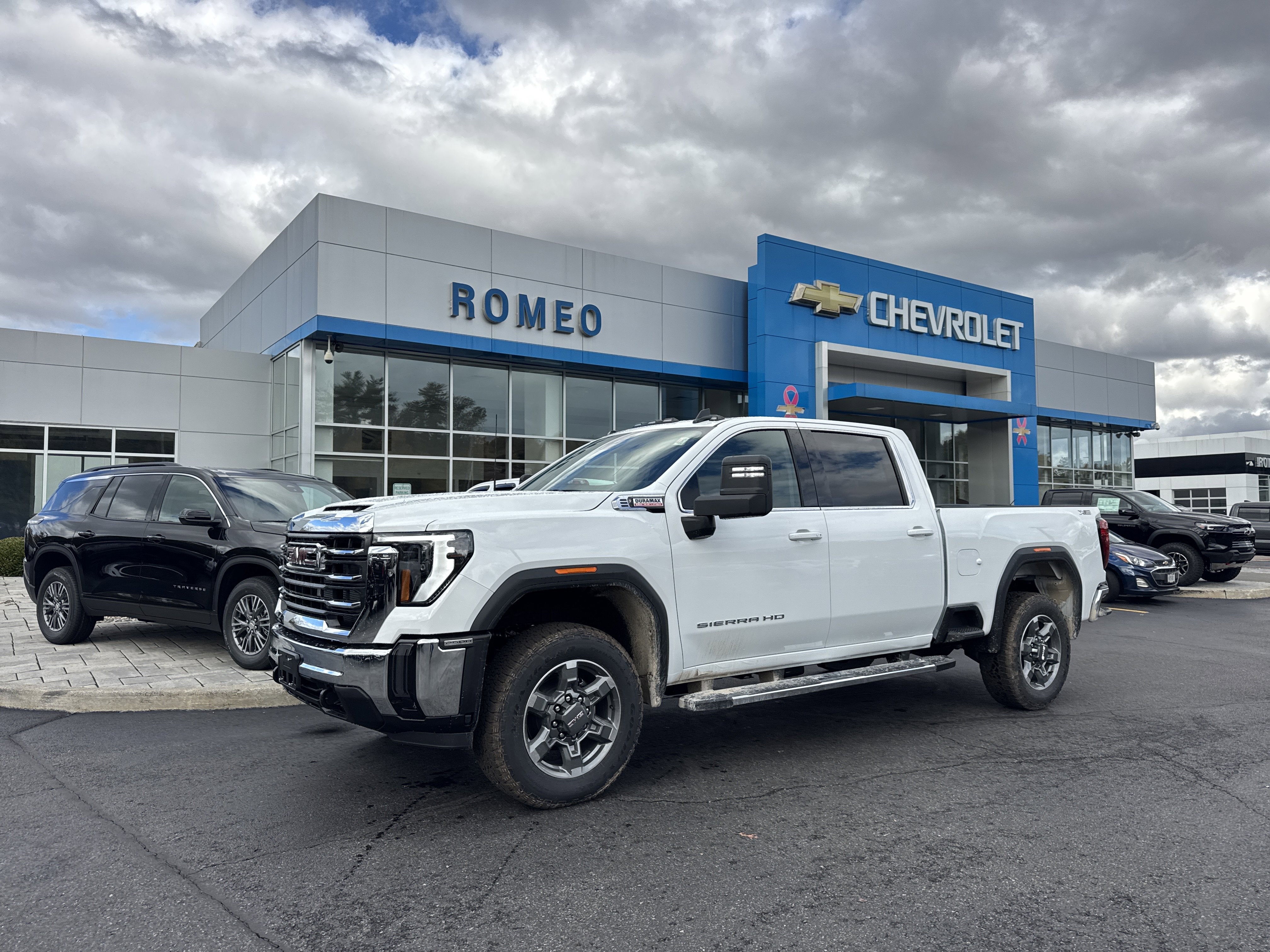 2026 GMC Sierra 2500 HD SLE