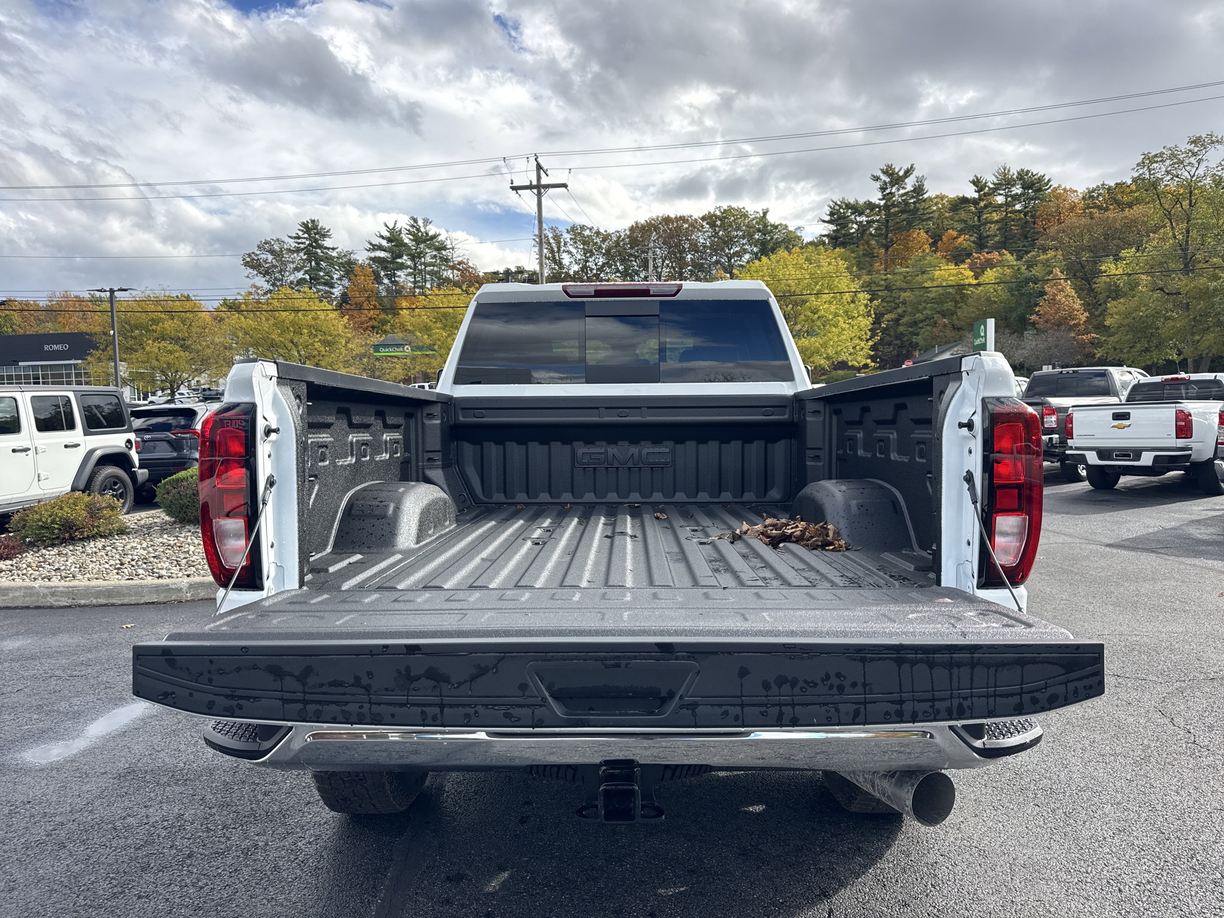 2026 GMC Sierra 2500 HD SLE