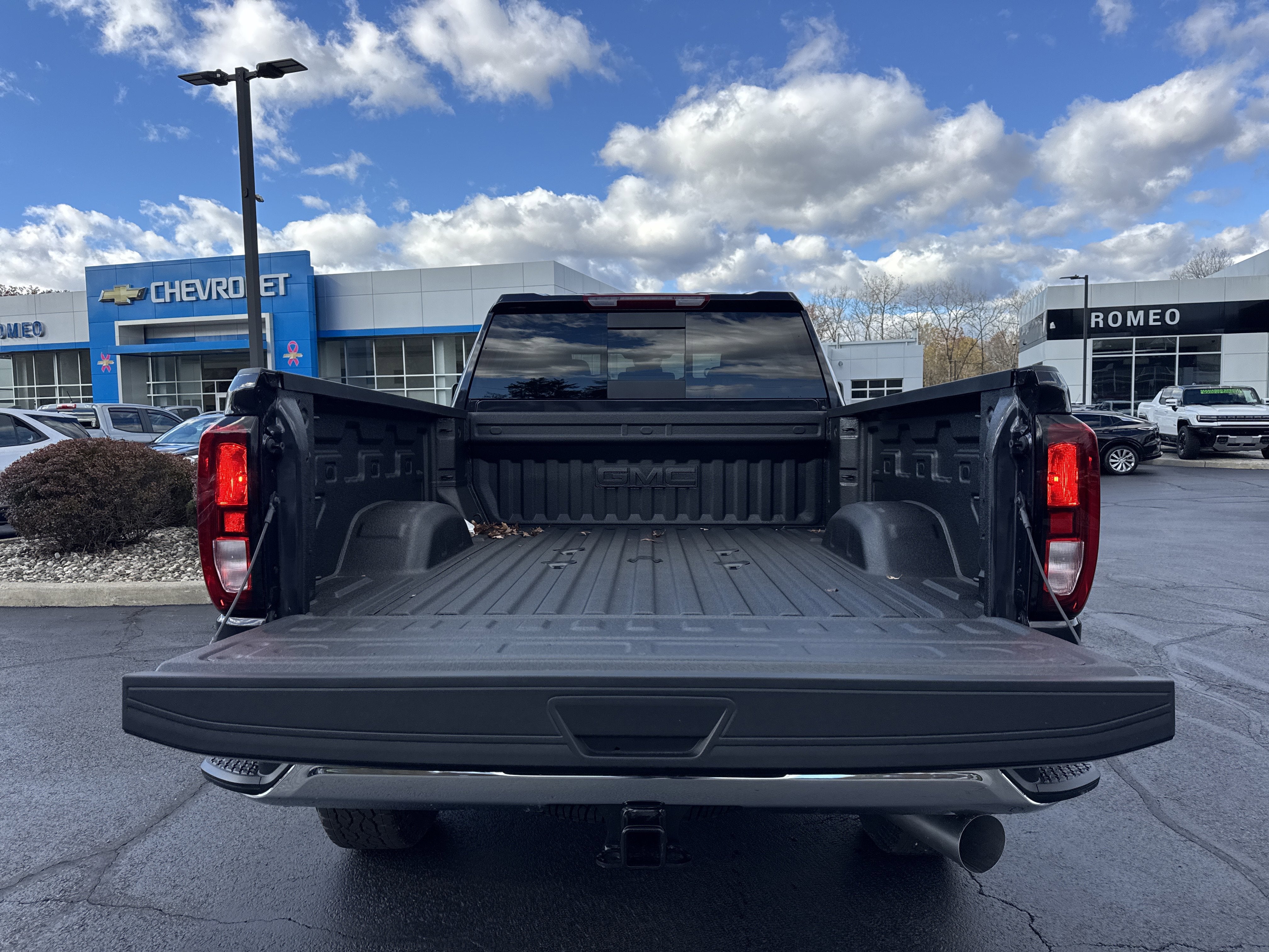 2026 GMC Sierra 2500 HD SLE