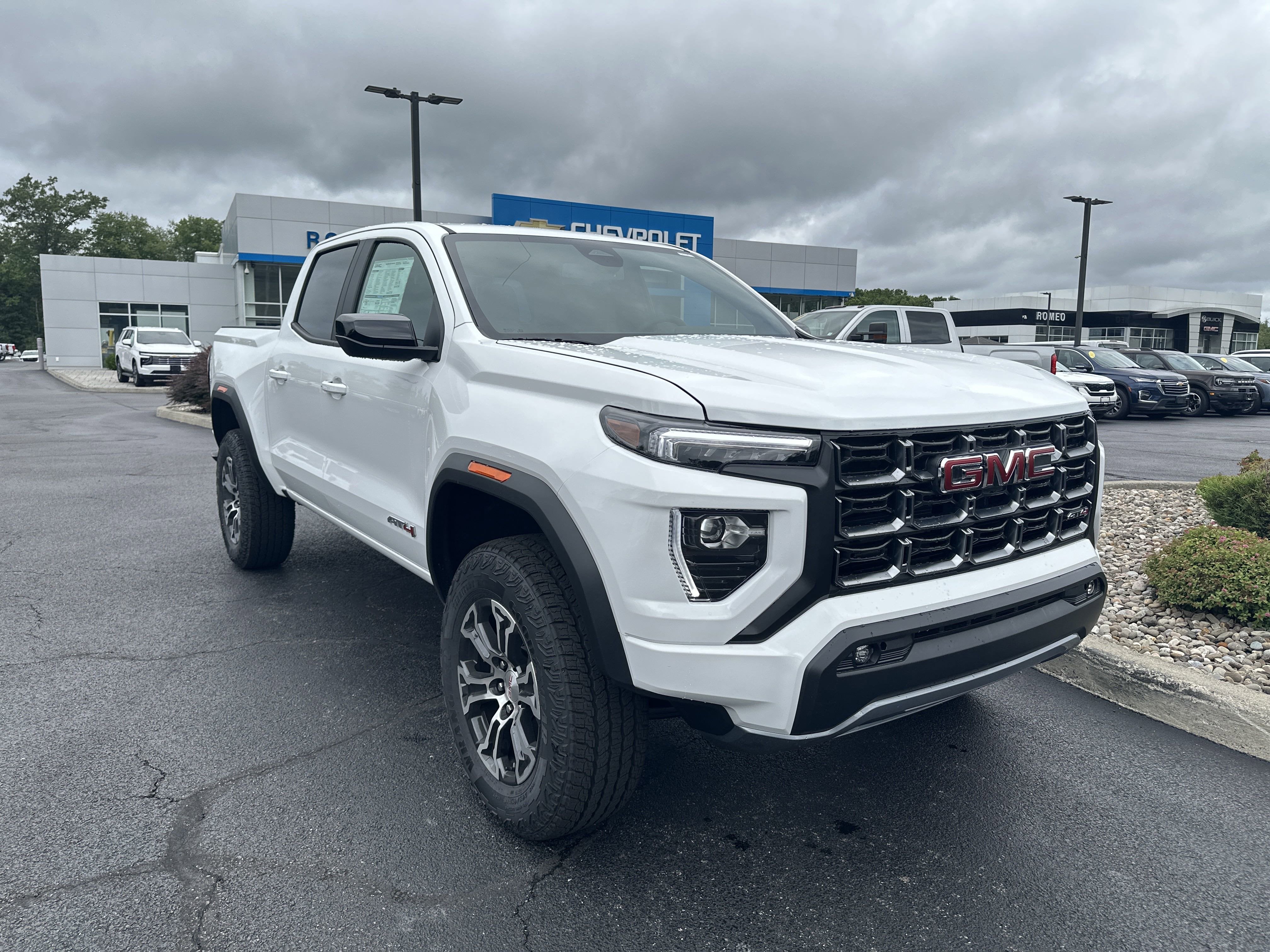 2025 GMC Canyon AT4