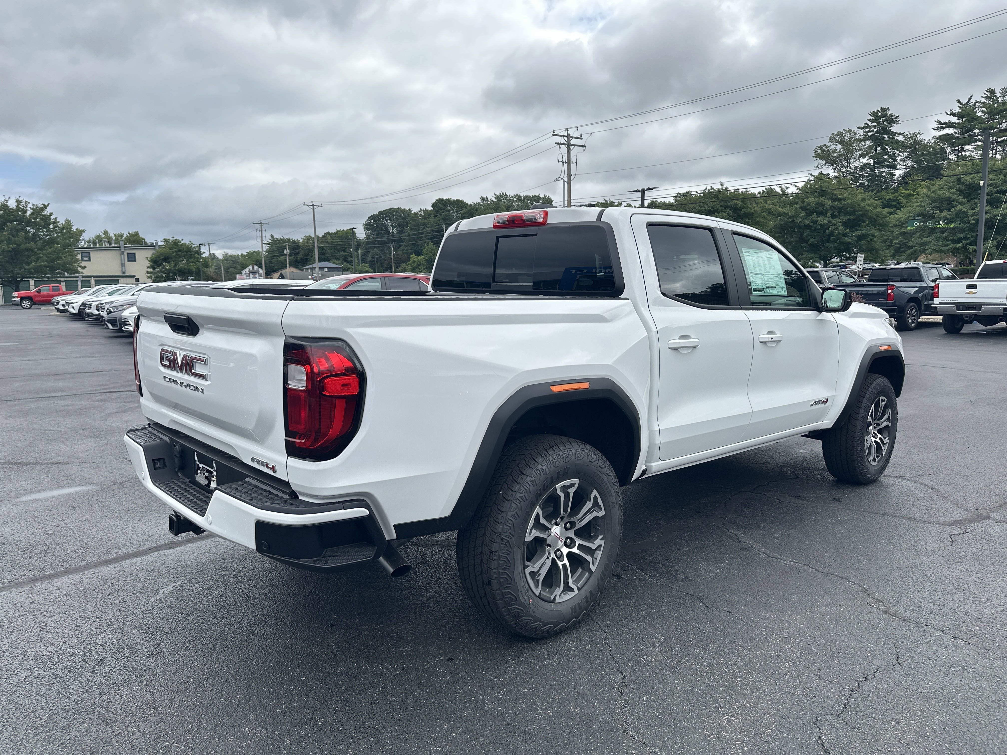 2025 GMC Canyon AT4
