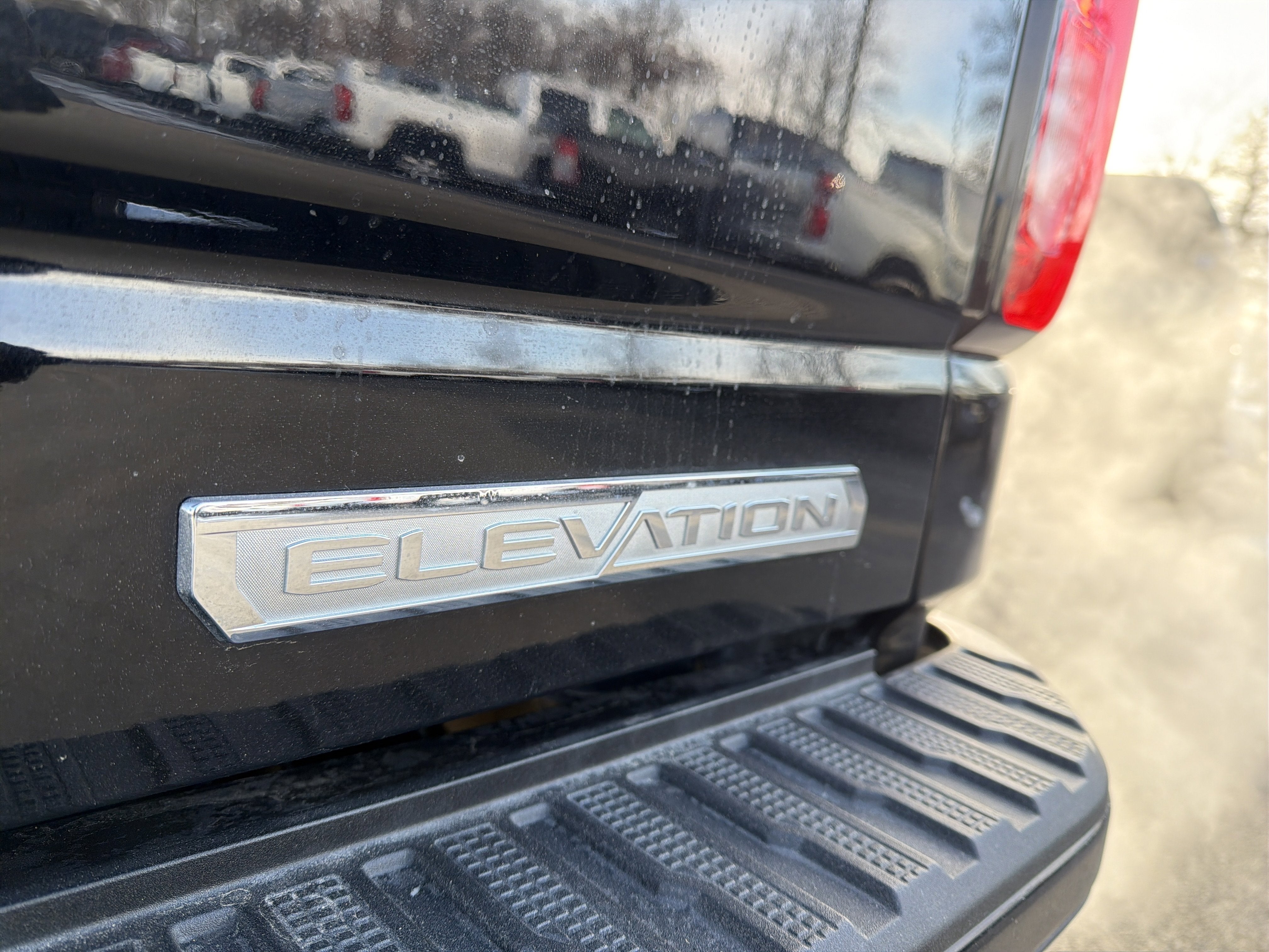 2022 GMC Sierra 1500 Elevation