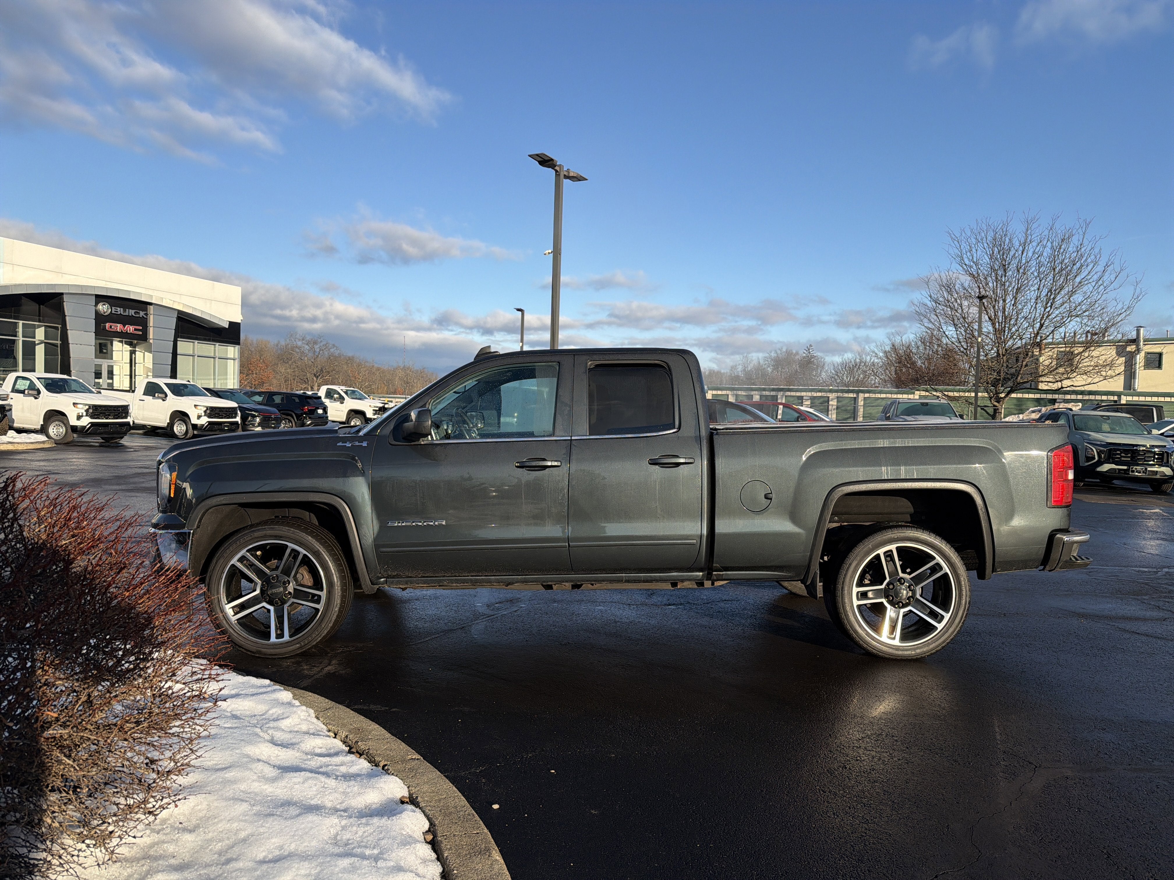 2018 GMC Sierra 1500 SLE