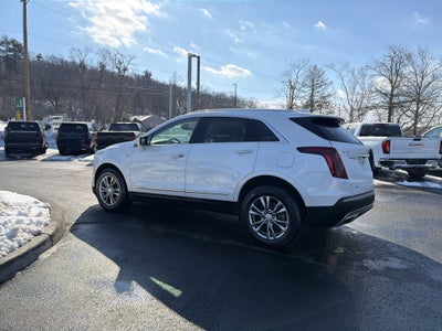 2022 Cadillac XT5 Premium Luxury
