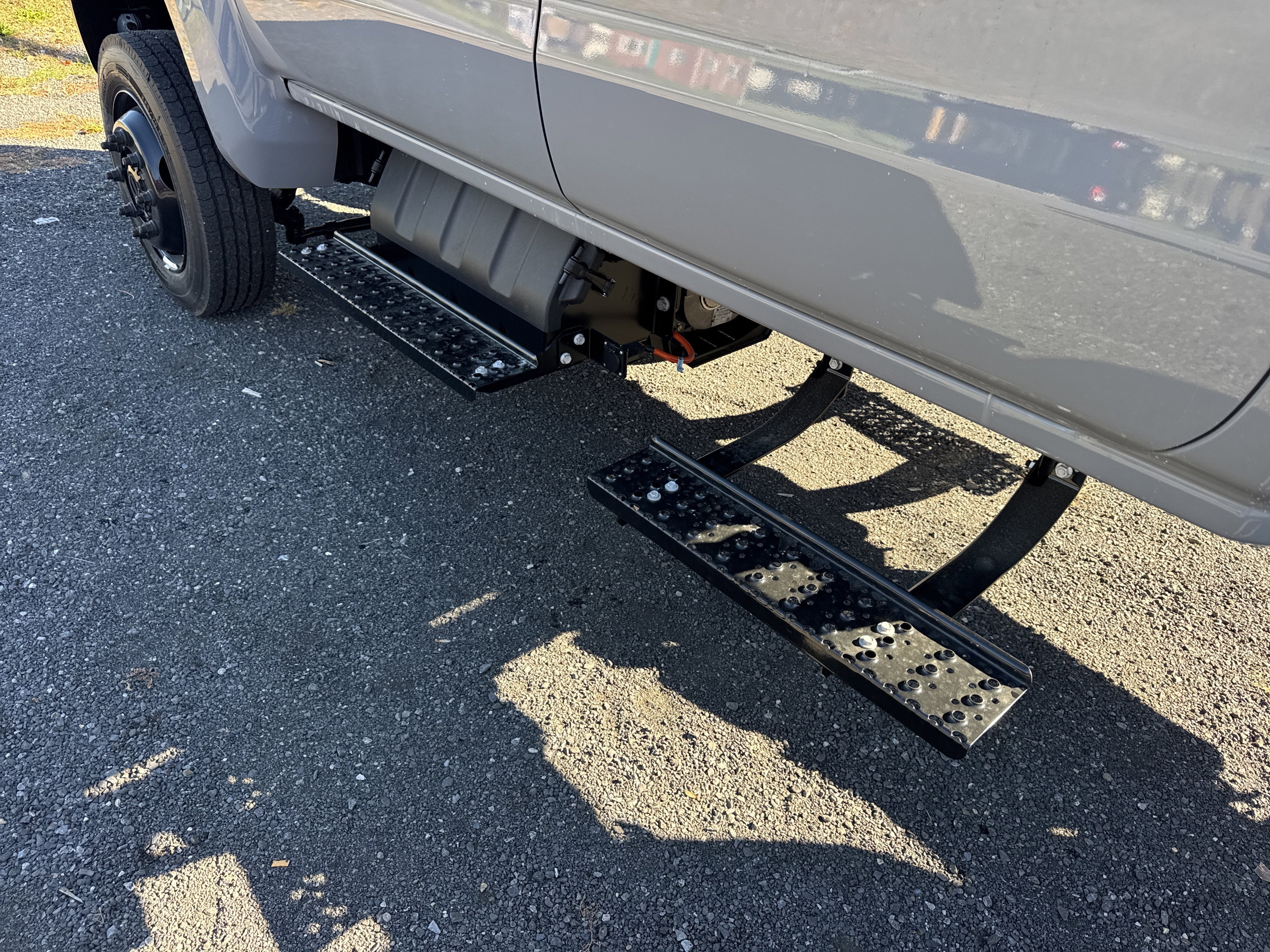 2025 Chevrolet Silverado 5500 HD Work Truck