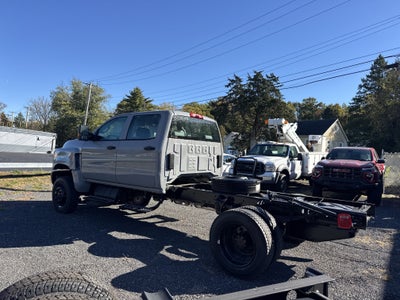 2025 Chevrolet Silverado 5500 HD Work Truck