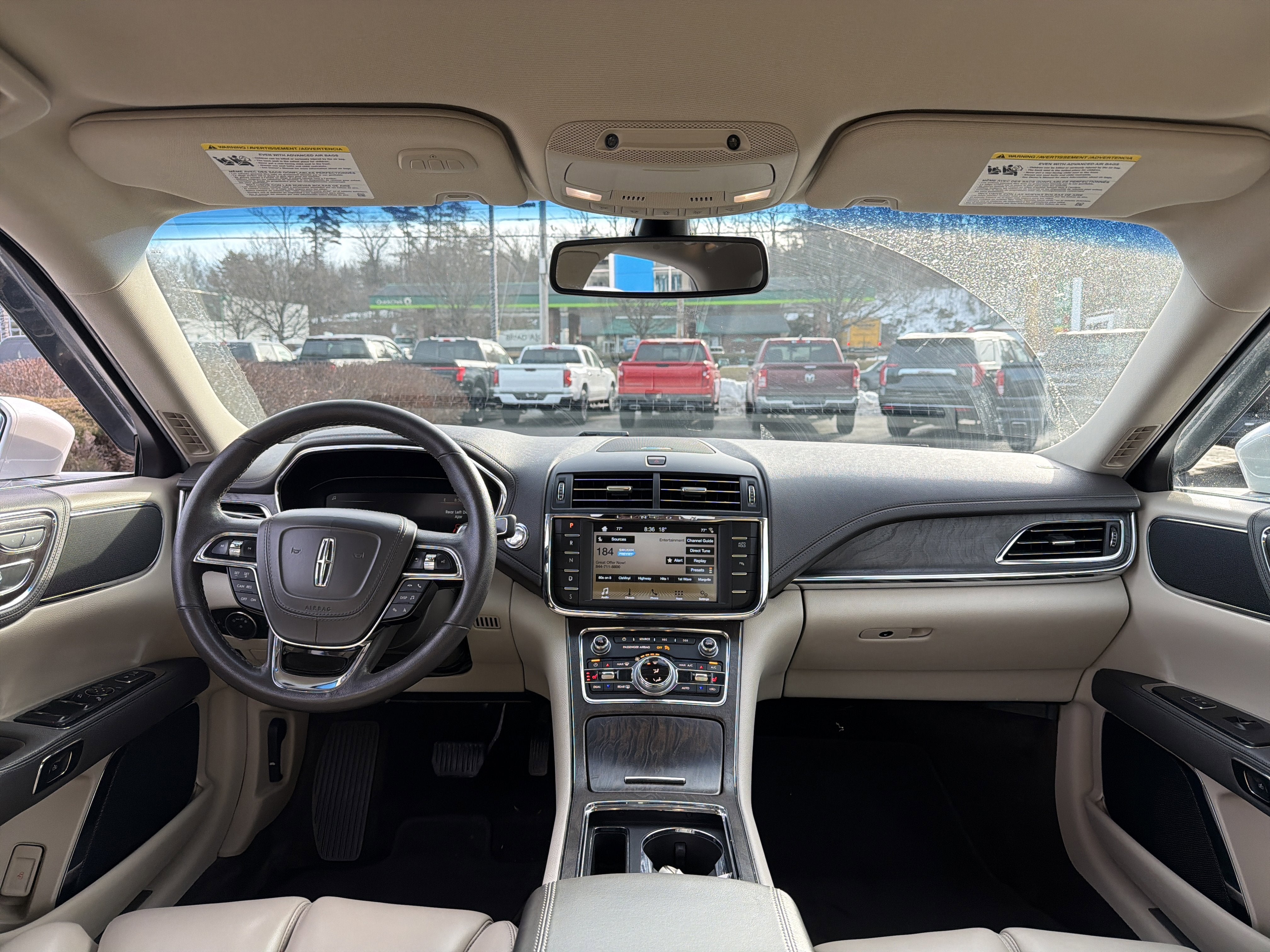 2017 Lincoln Continental Premiere