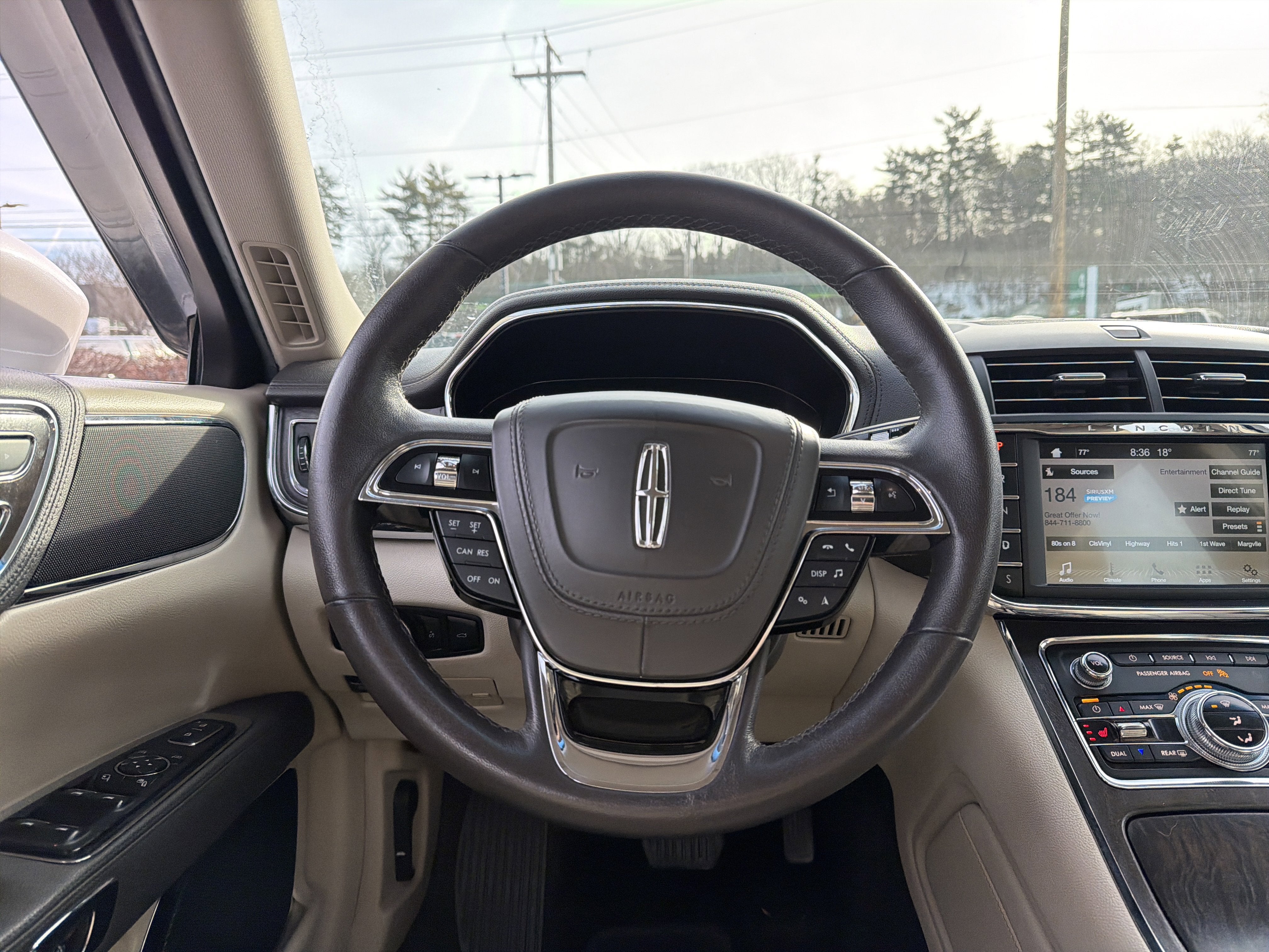 2017 Lincoln Continental Premiere