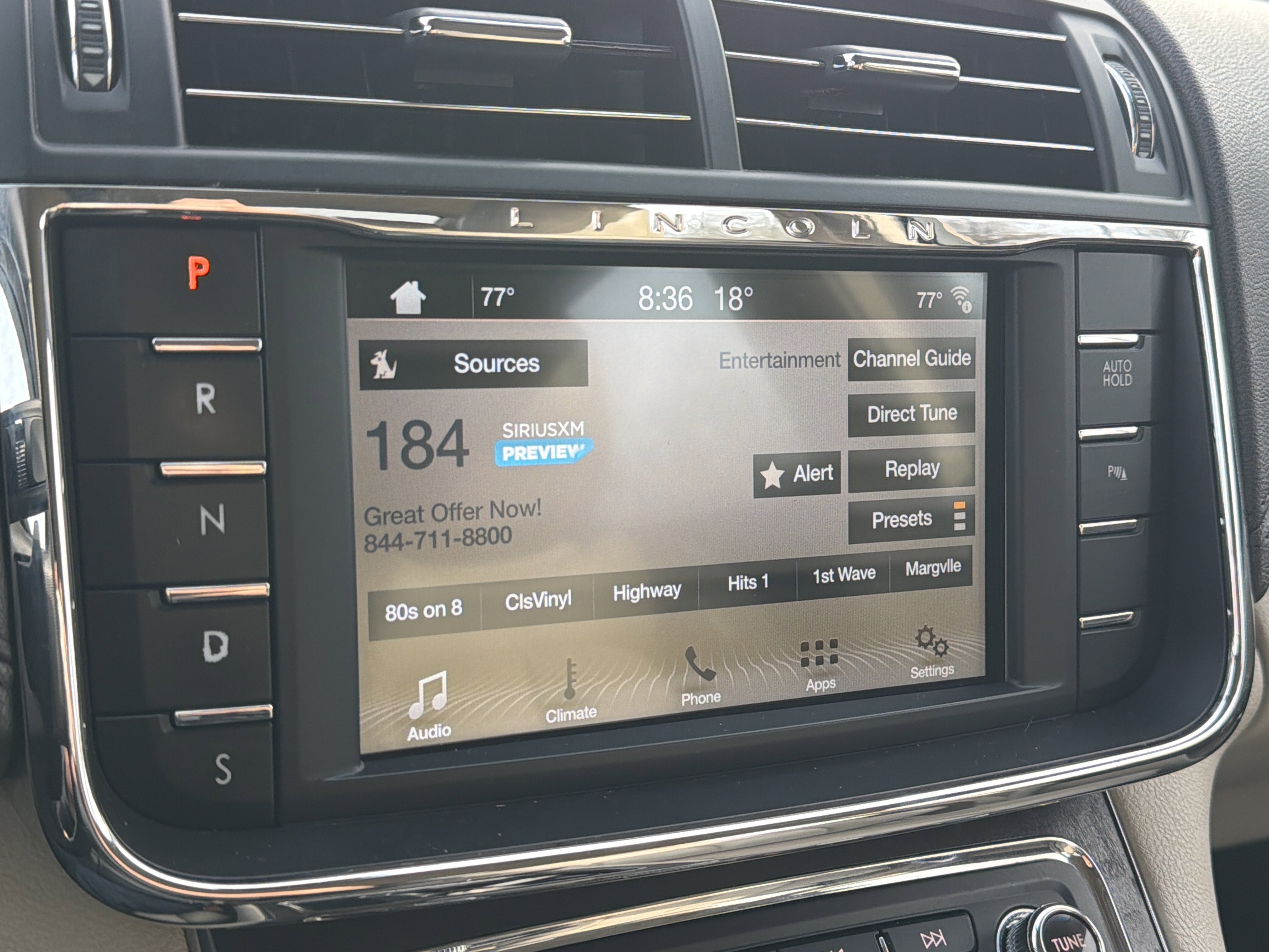 2017 Lincoln Continental Premiere