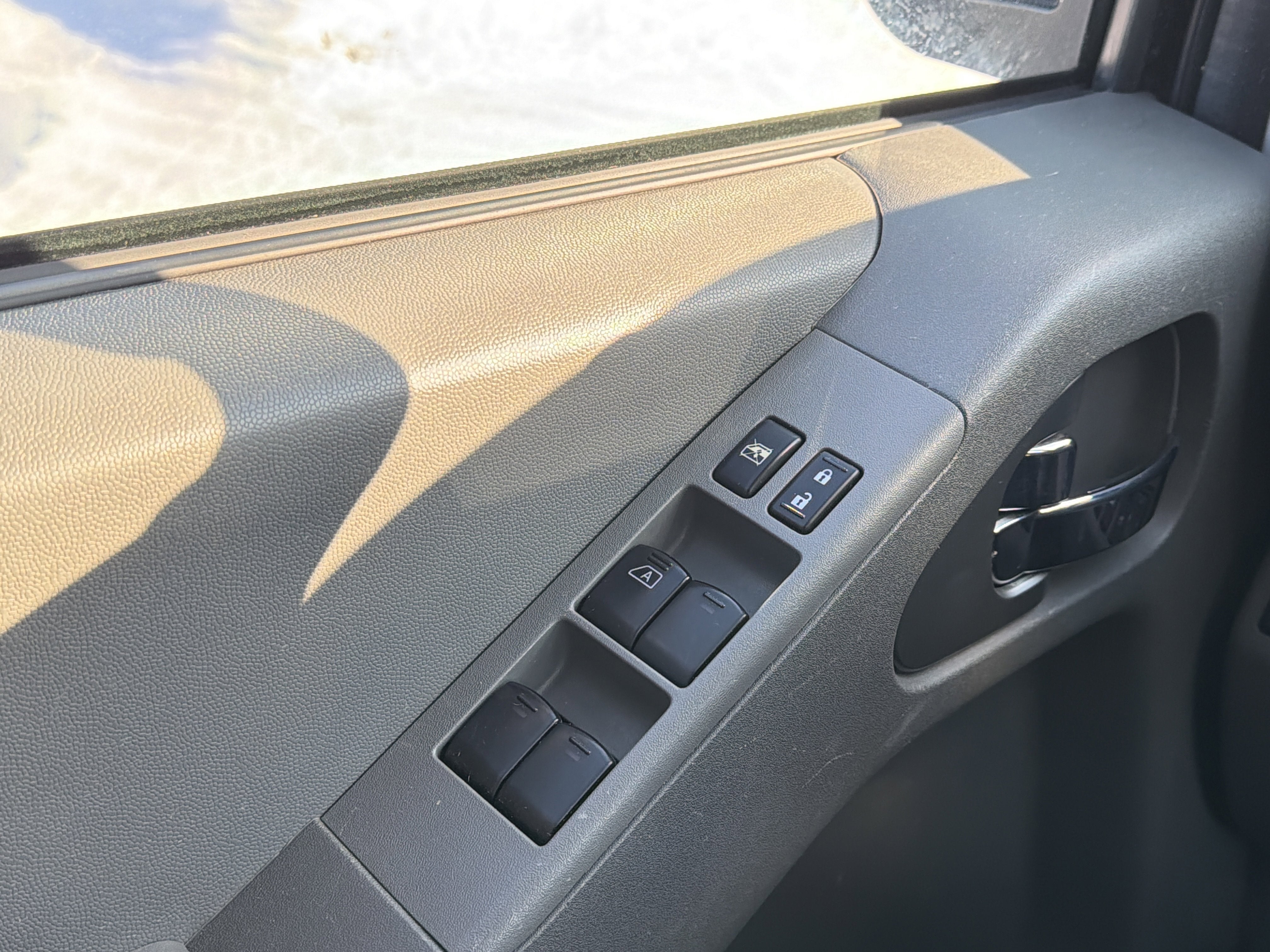 2021 Nissan Frontier Crew Cab SV 4x4