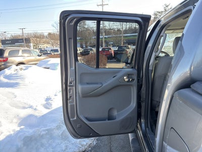 2021 Nissan Frontier Crew Cab SV 4x4