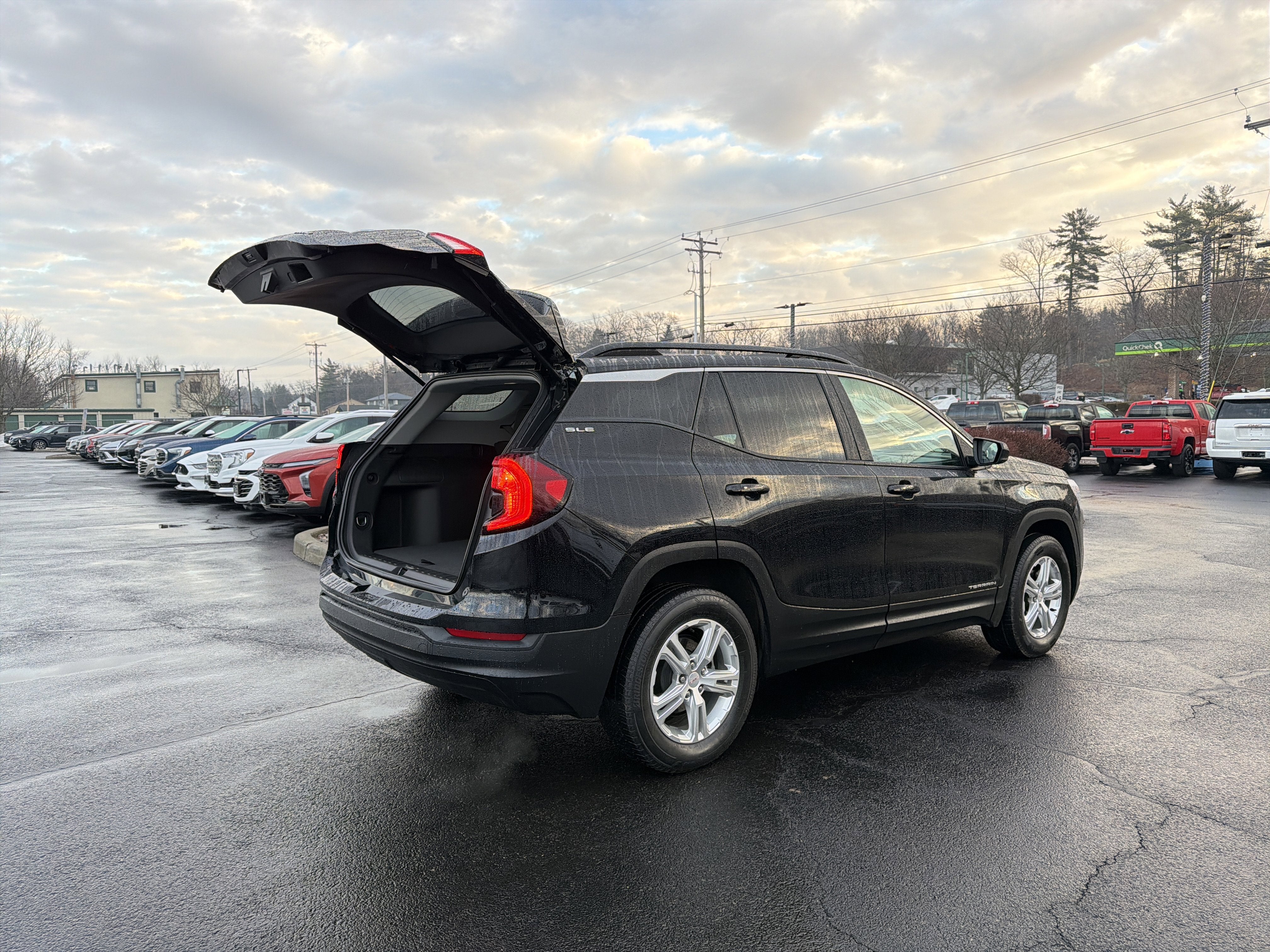 2022 GMC Terrain SLE