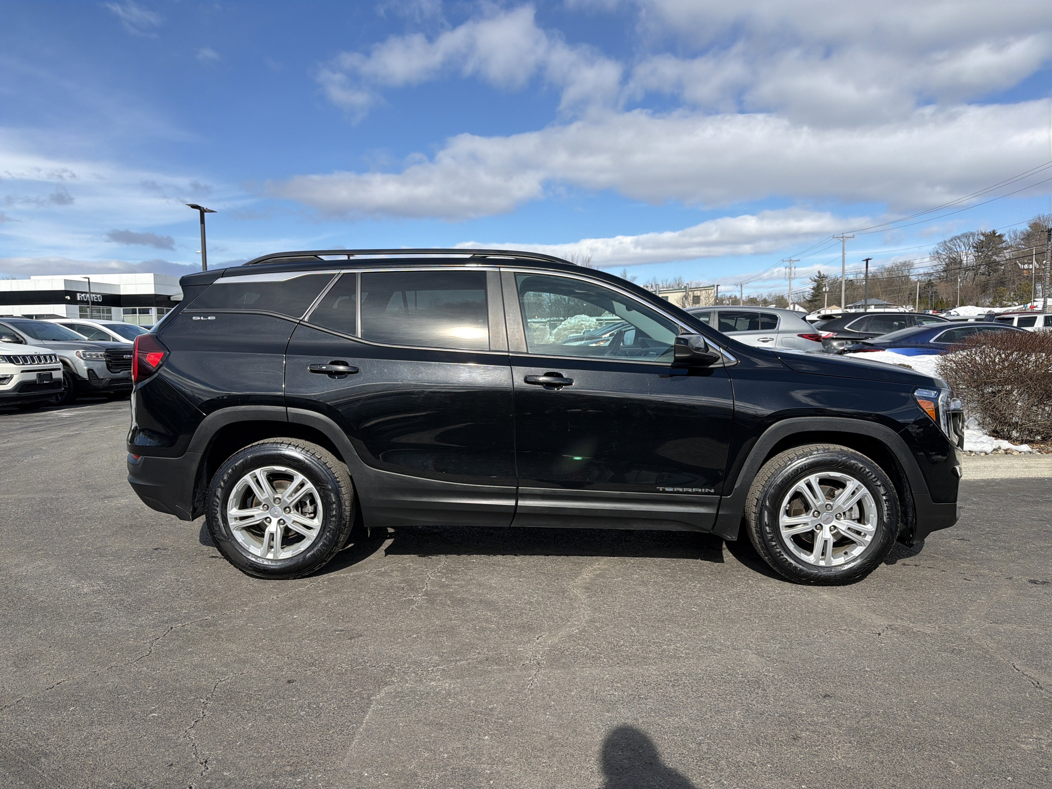 2022 GMC Terrain SLE