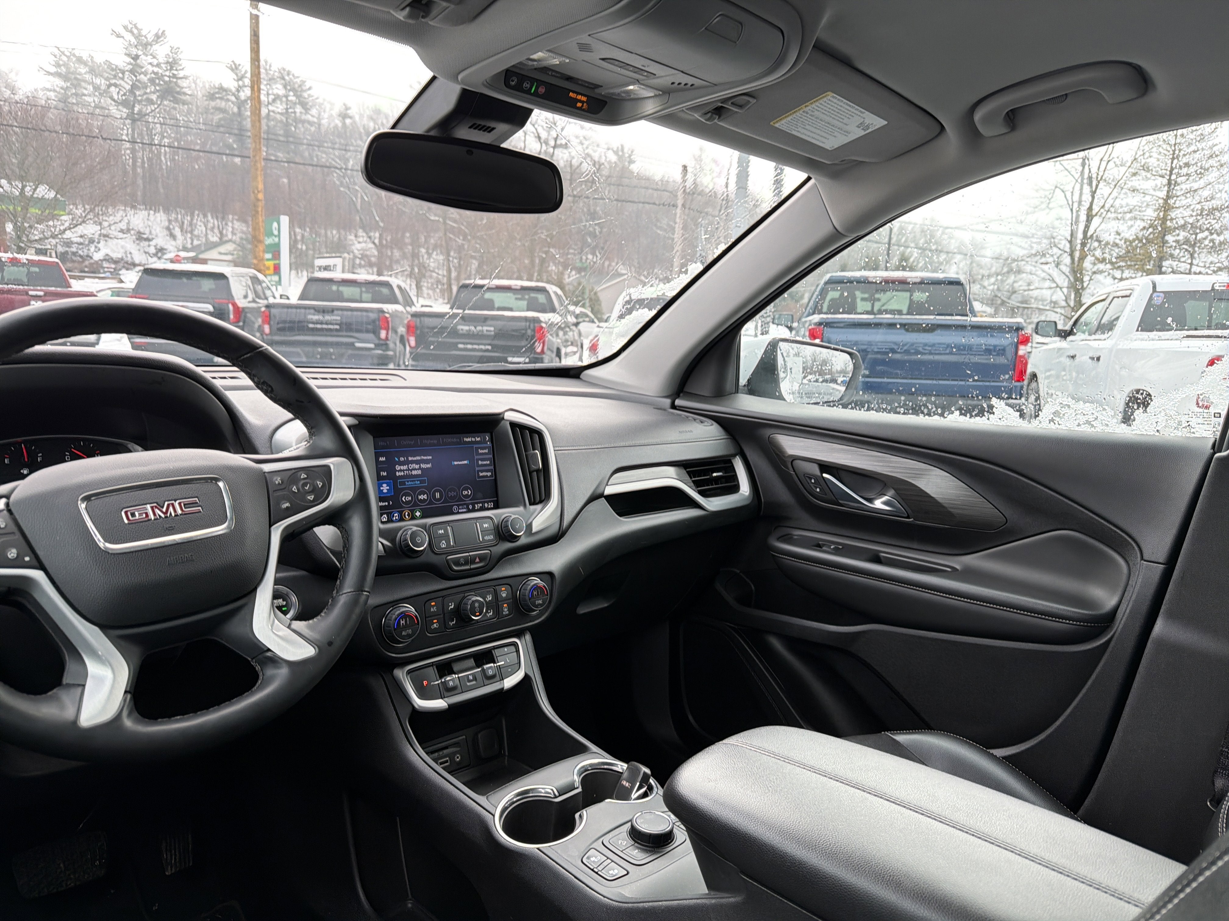 2023 GMC Terrain SLT