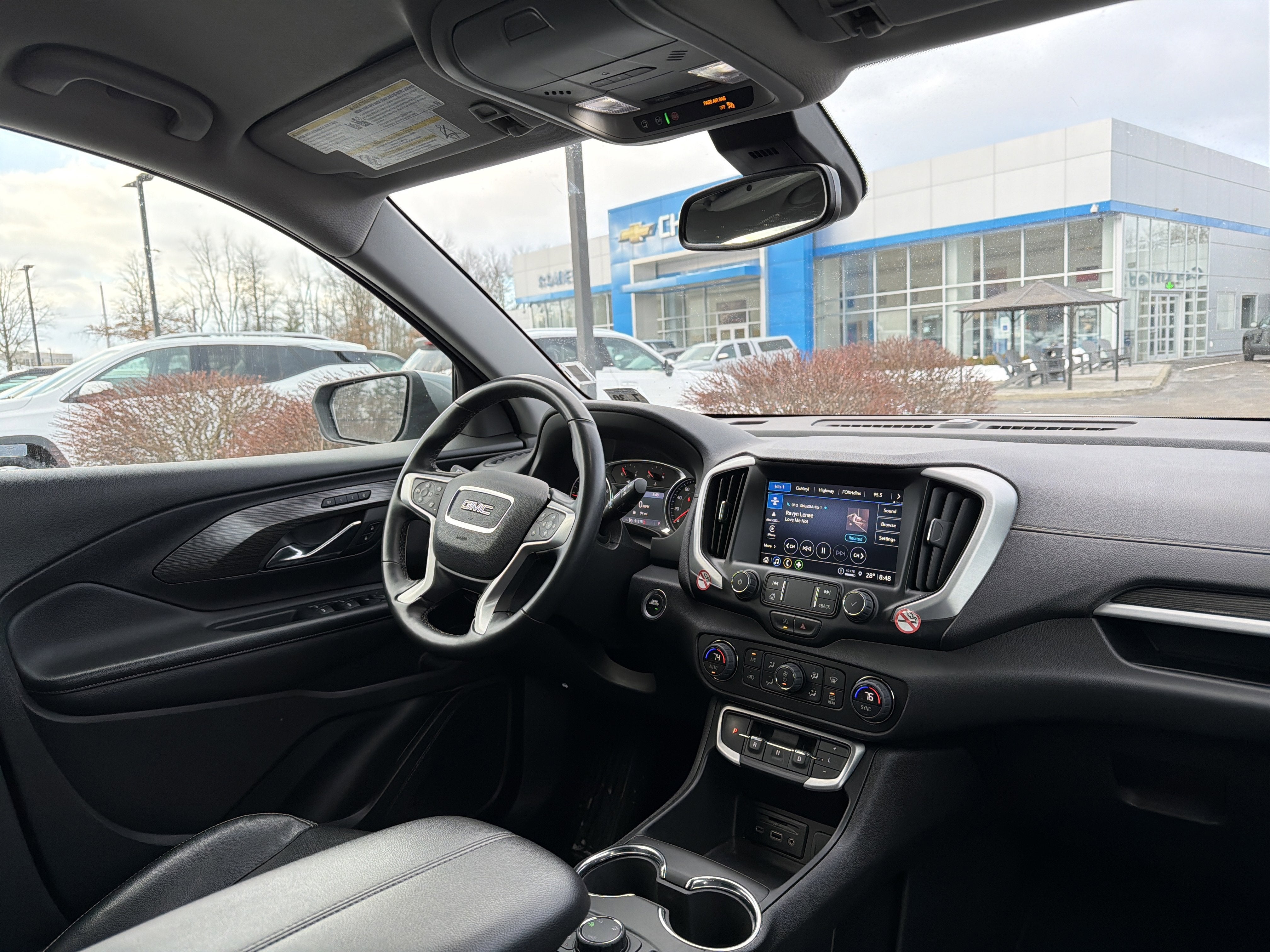 2023 GMC Terrain SLT