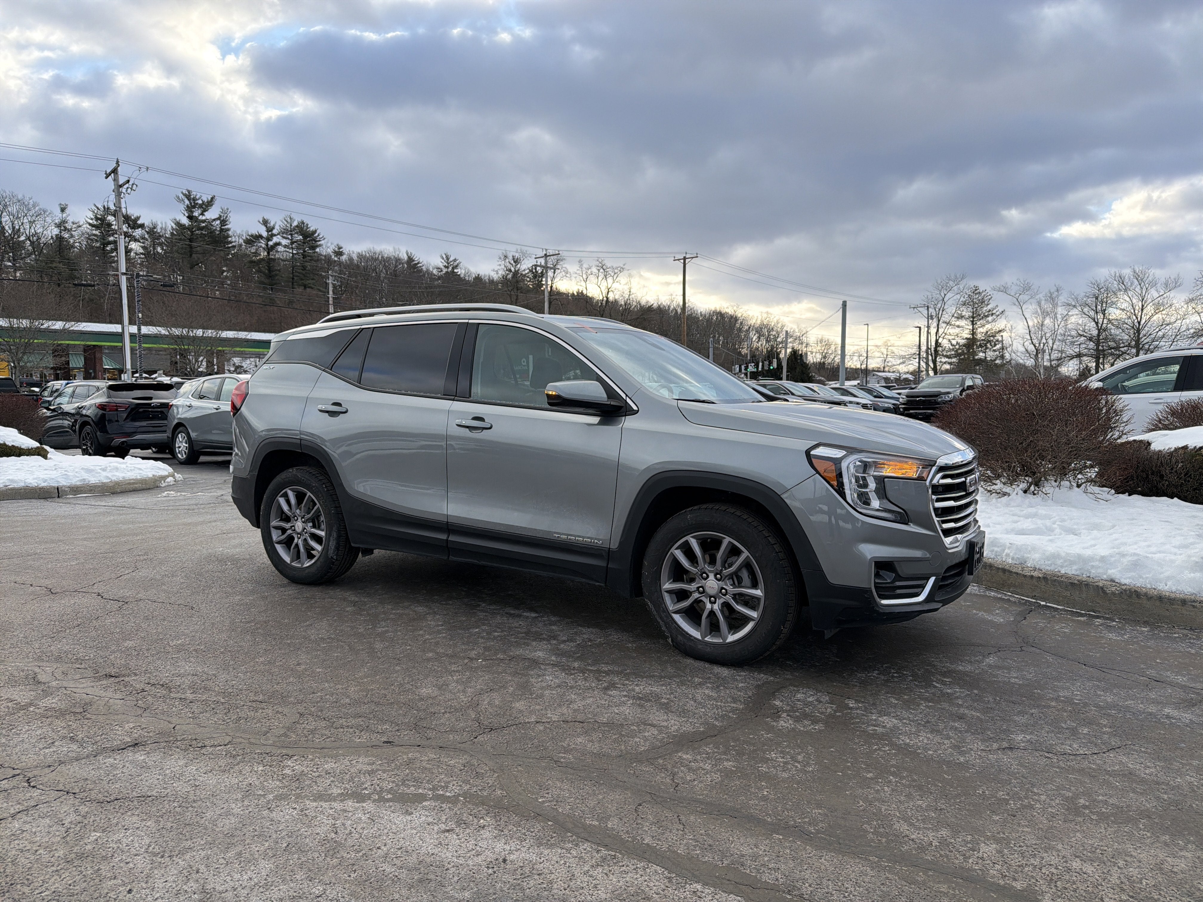 2023 GMC Terrain SLT