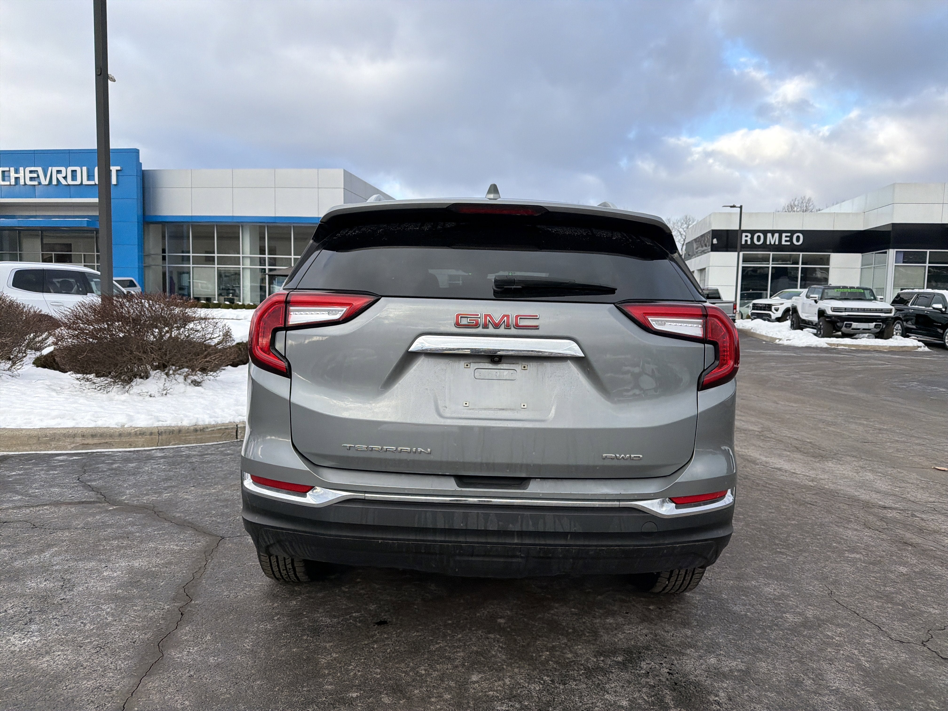 2023 GMC Terrain SLT