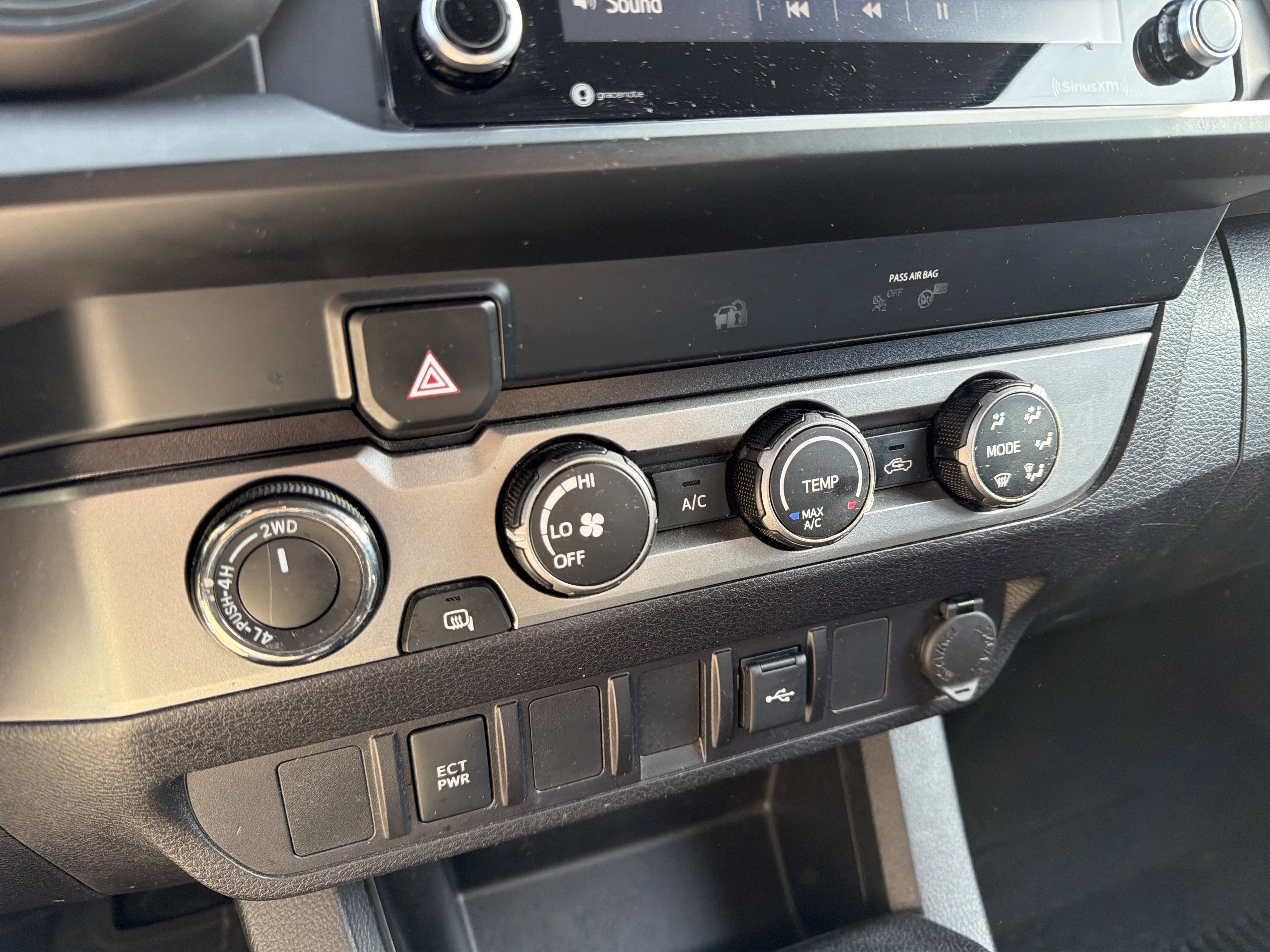 2020 Toyota Tacoma SR5 V6