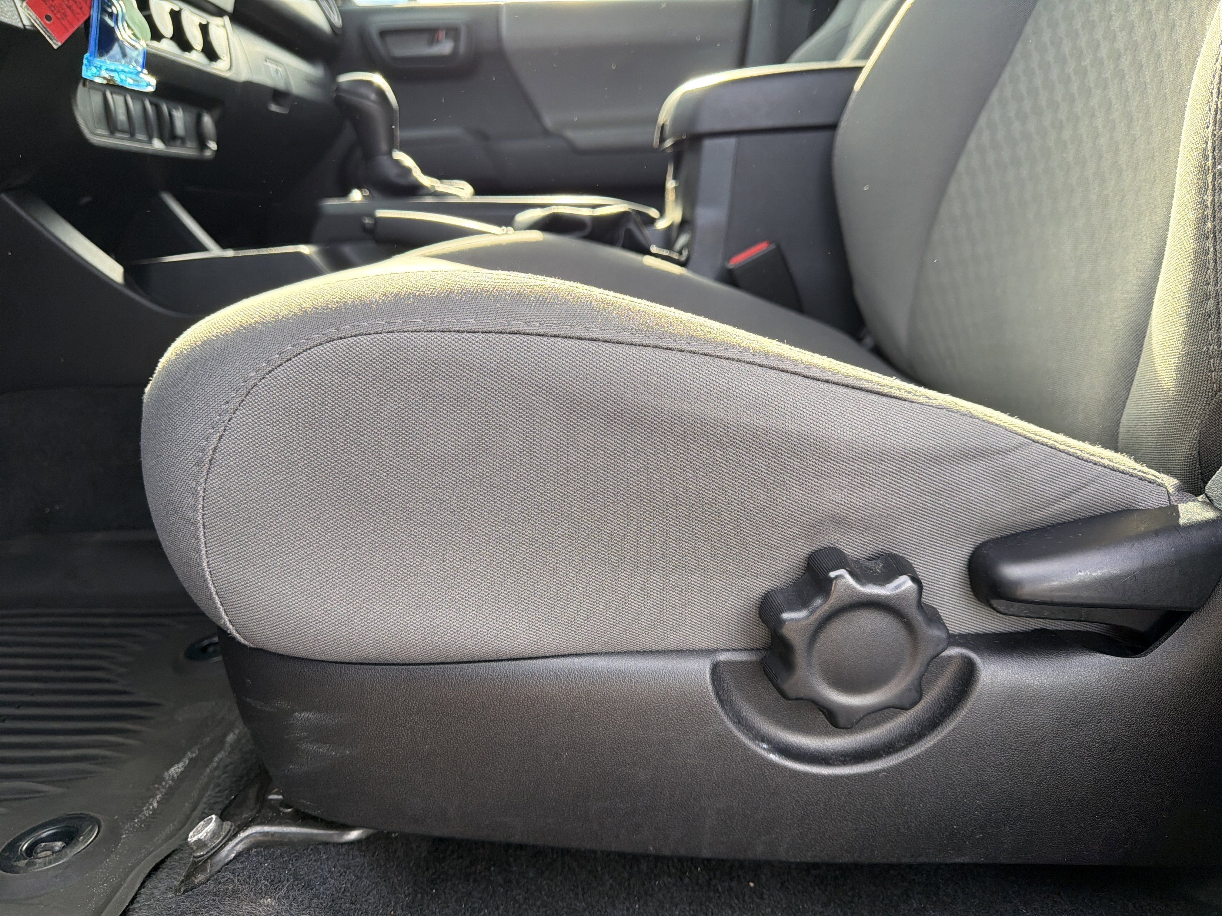 2020 Toyota Tacoma SR5 V6