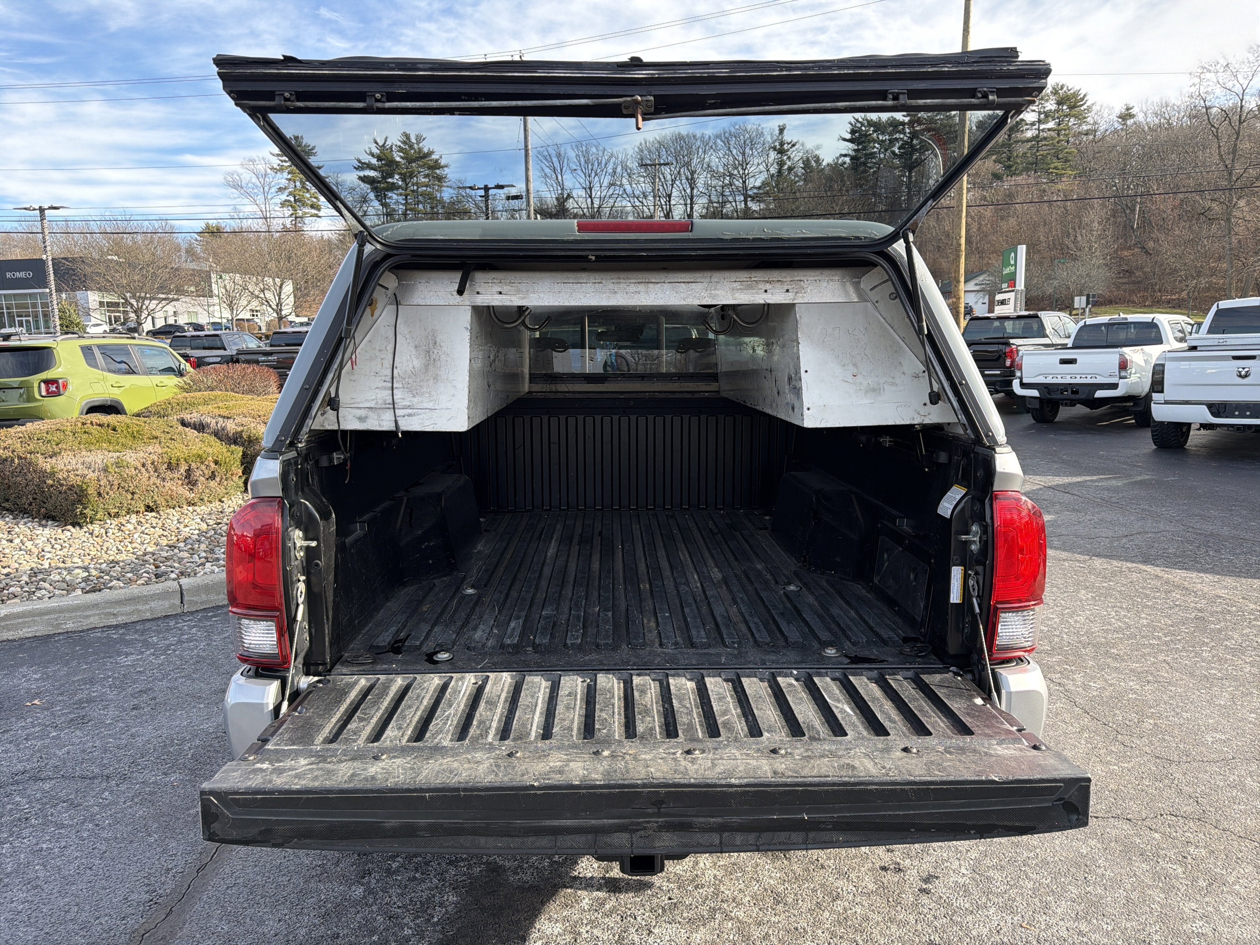 2020 Toyota Tacoma SR5 V6