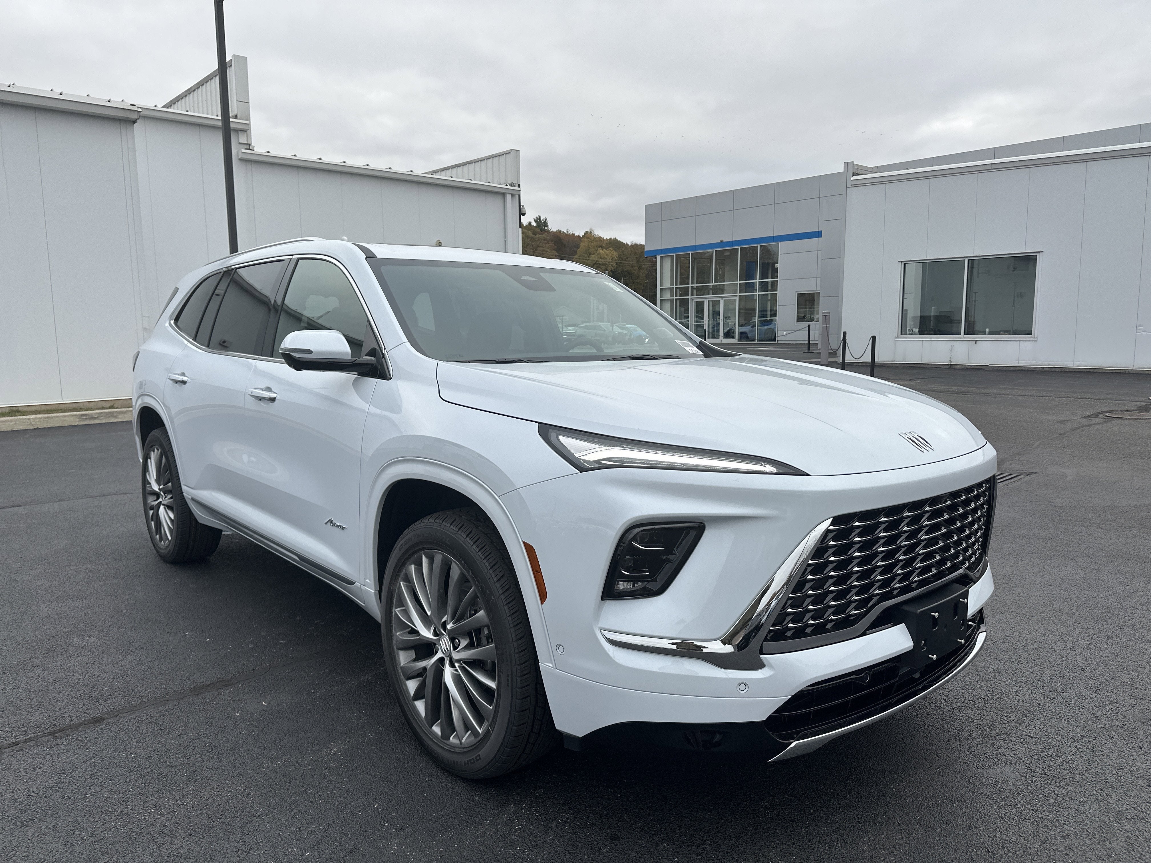 2026 Buick Enclave Avenir