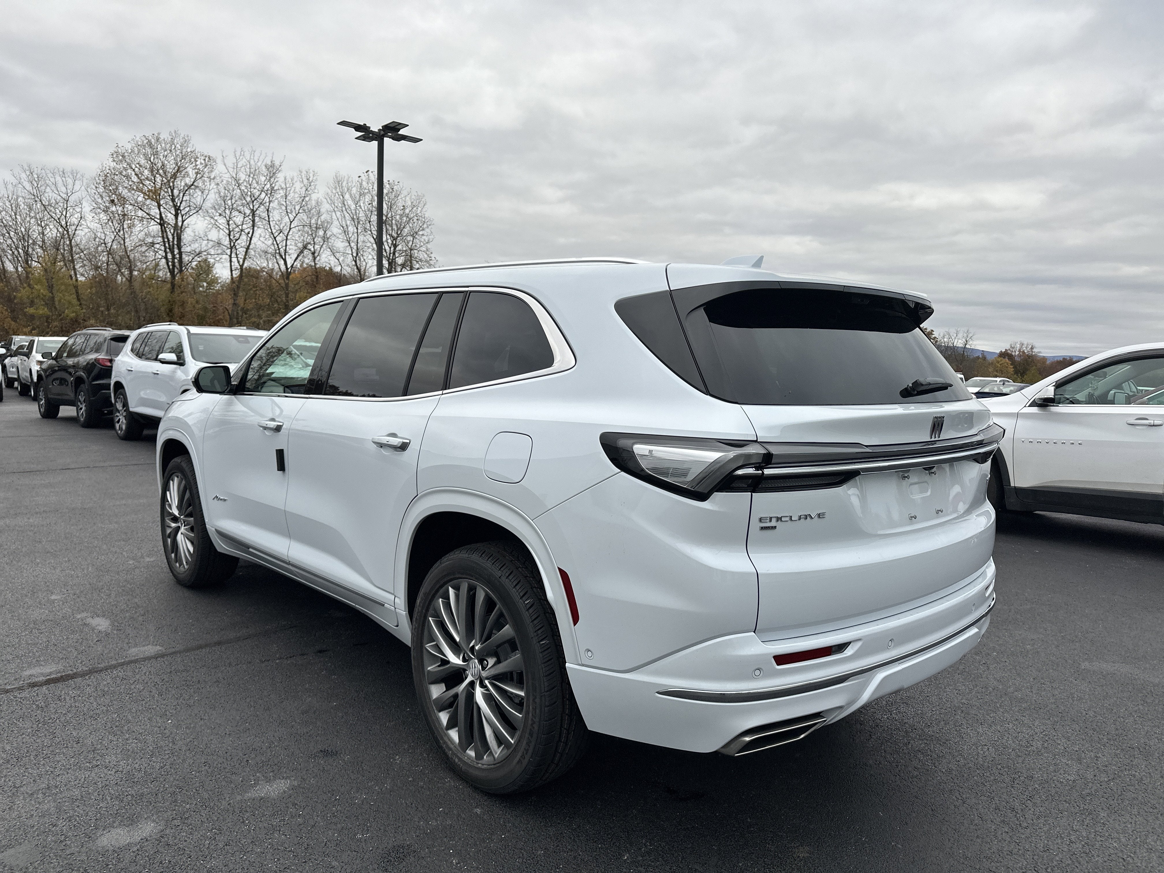 2026 Buick Enclave Avenir