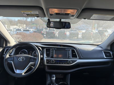 2016 Toyota Highlander XLE V6