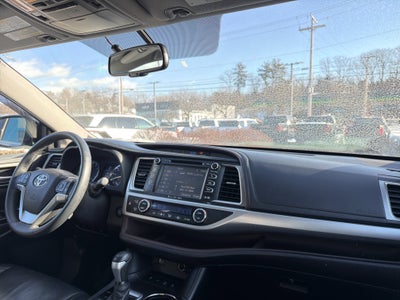 2016 Toyota Highlander XLE V6
