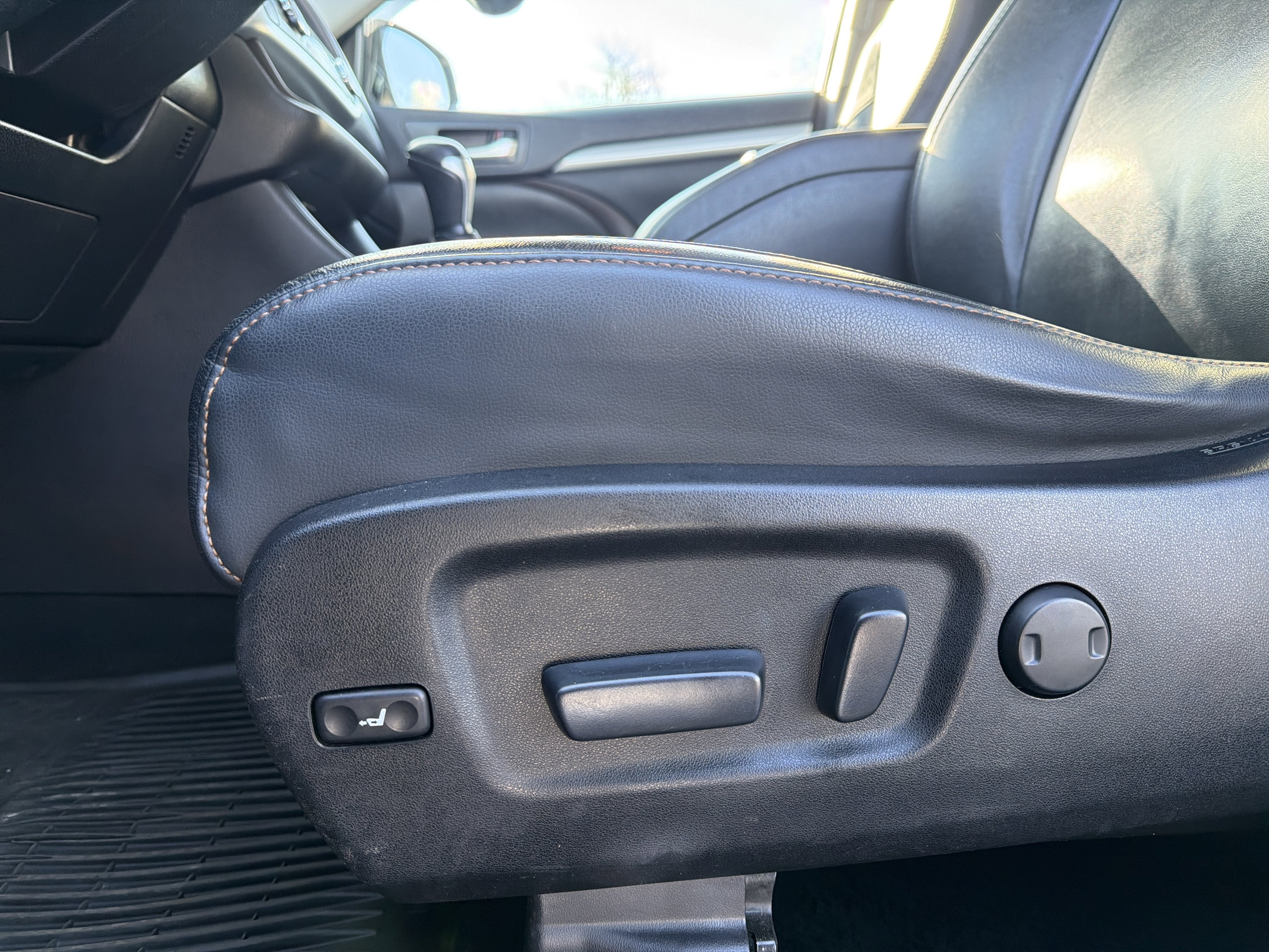 2016 Toyota Highlander XLE V6