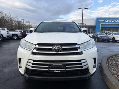 2019 Toyota Highlander SE