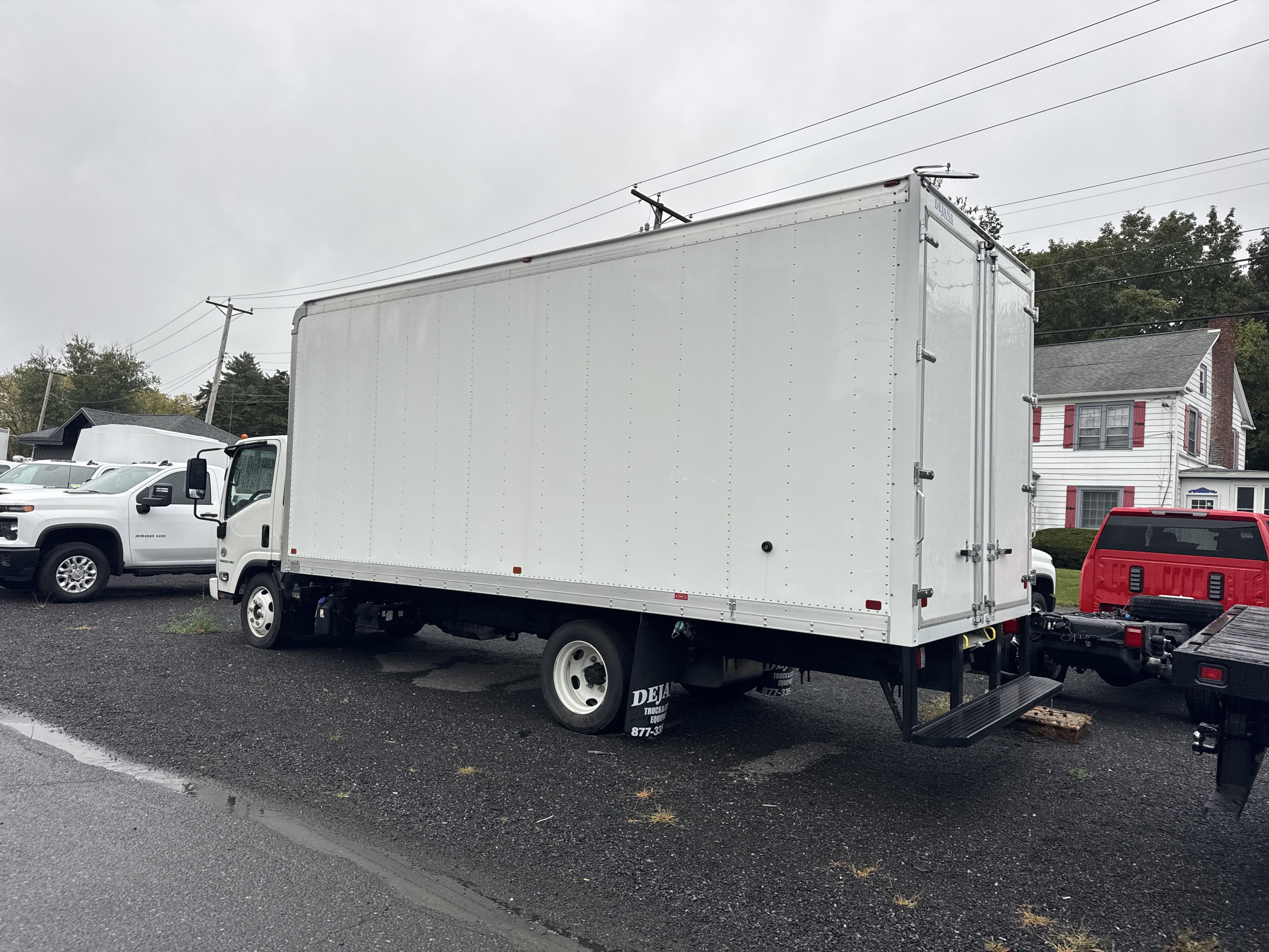 2024 Chevrolet Low Cab Forward 5500 HD Base