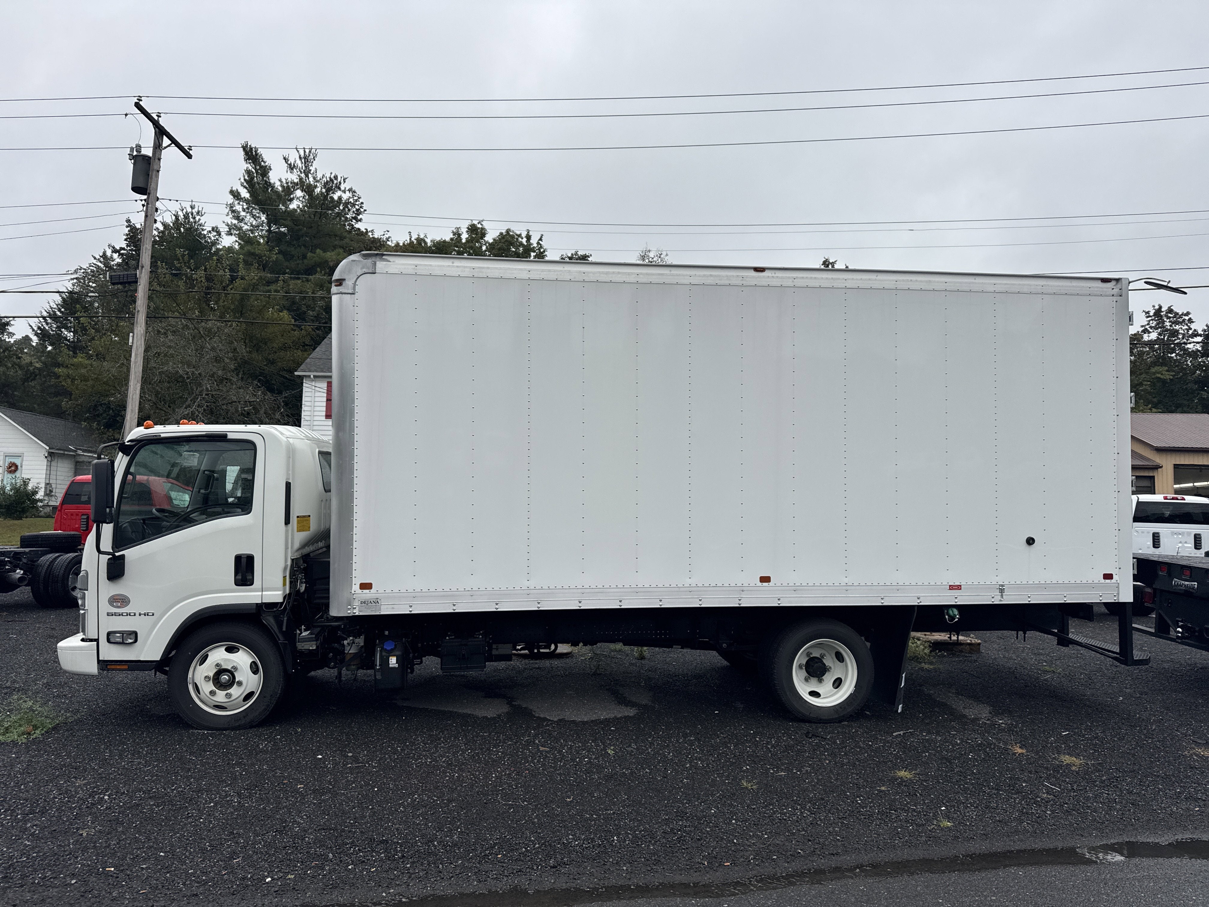 2024 Chevrolet Low Cab Forward 5500 HD Base