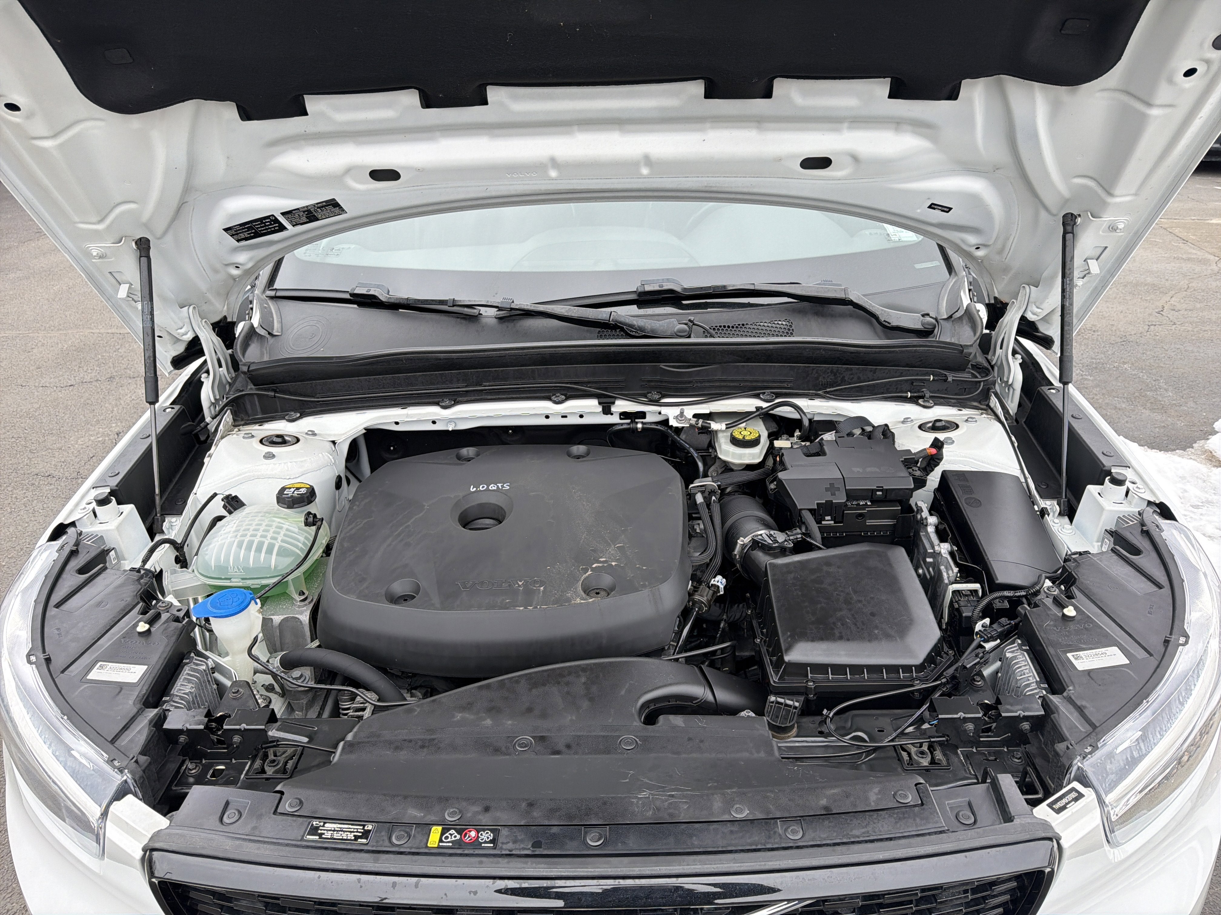 2019 Volvo XC40 T5 R-Design