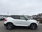 2019 Volvo XC40 T5 R-Design
