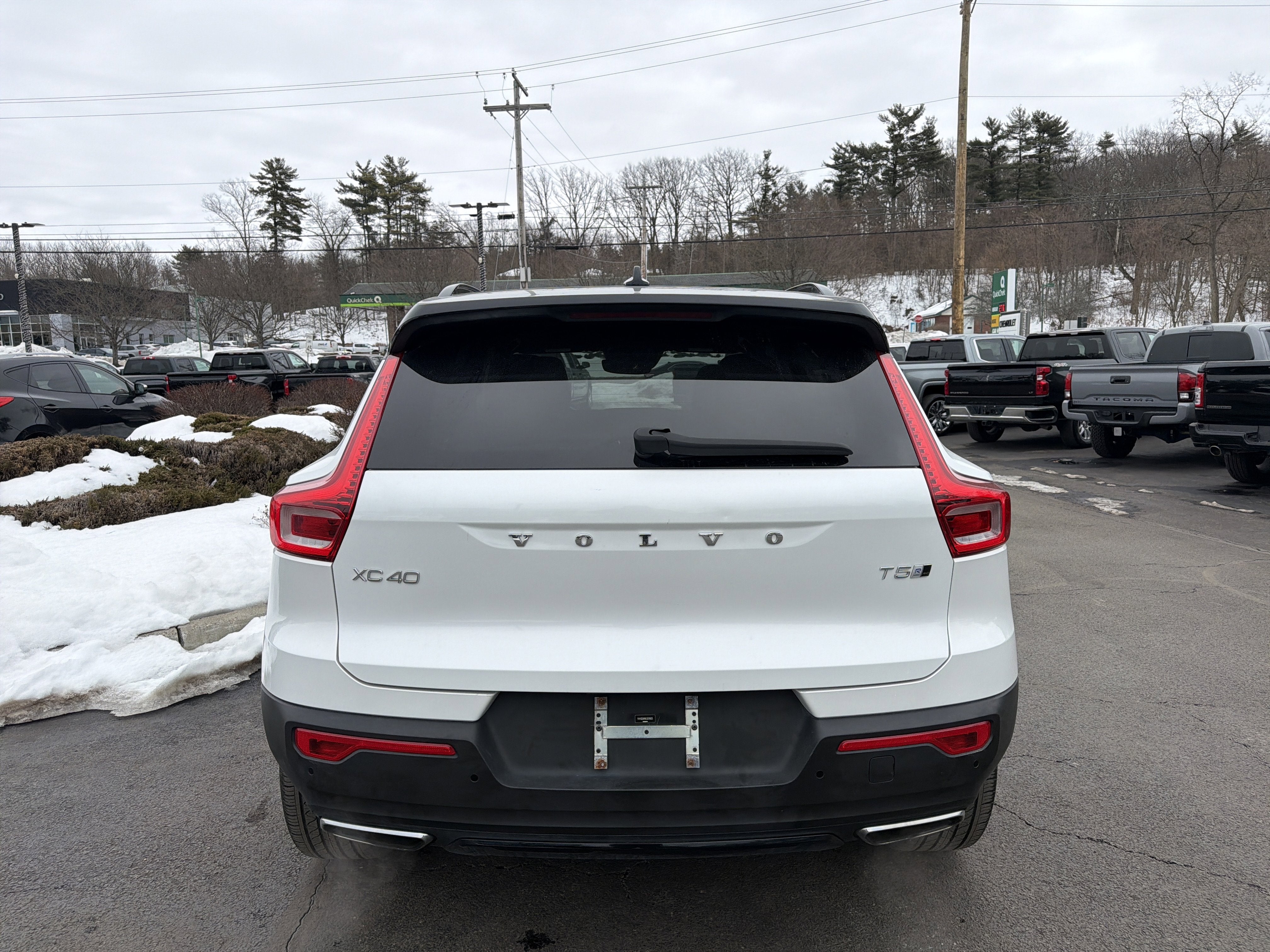 2019 Volvo XC40 T5 R-Design