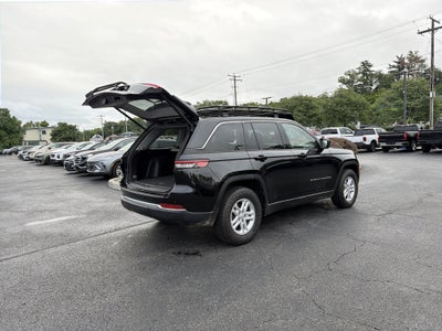 2023 Jeep Grand Cherokee Laredo 4x4