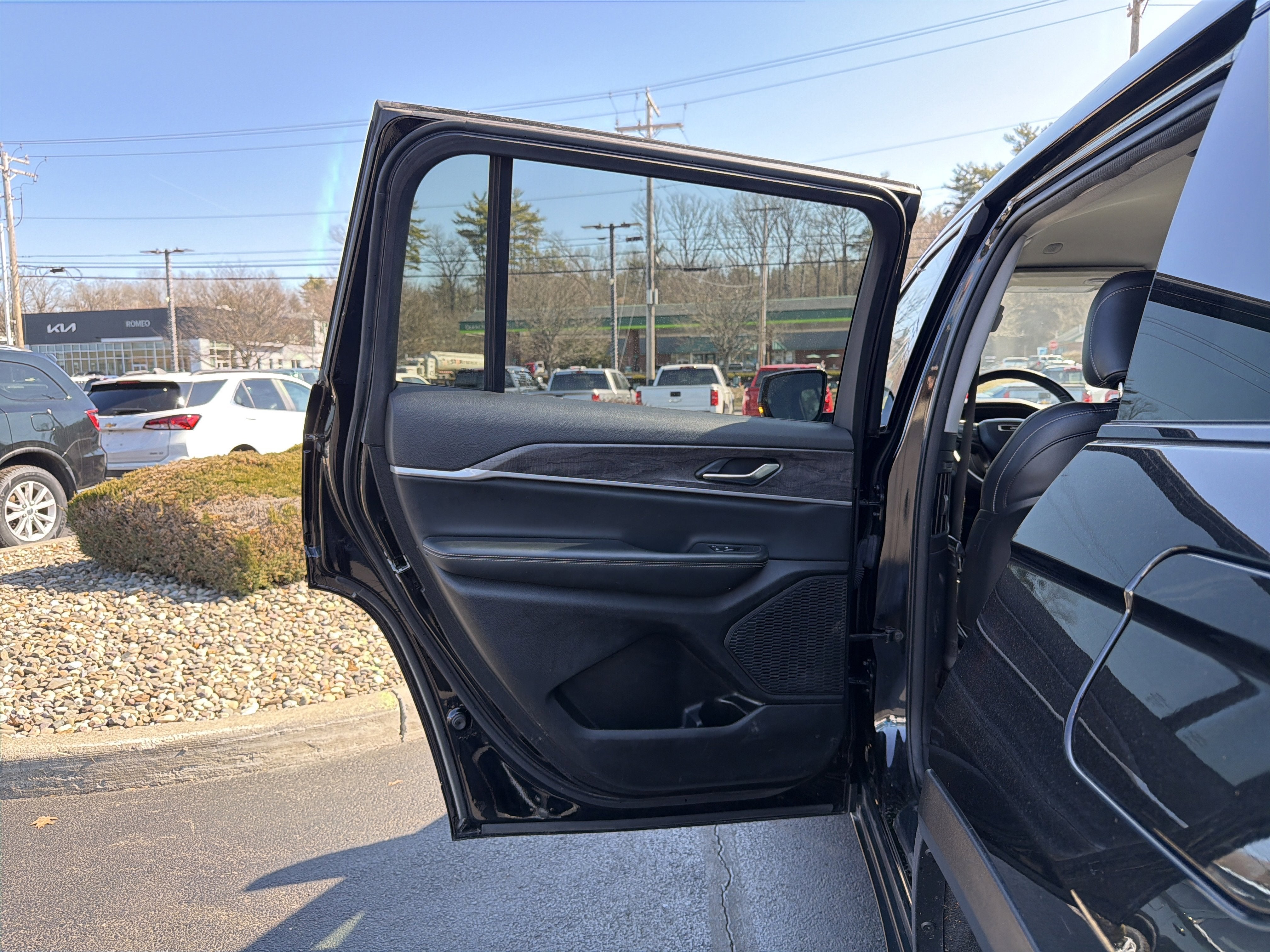 2023 Jeep Grand Cherokee L Limited 4x4