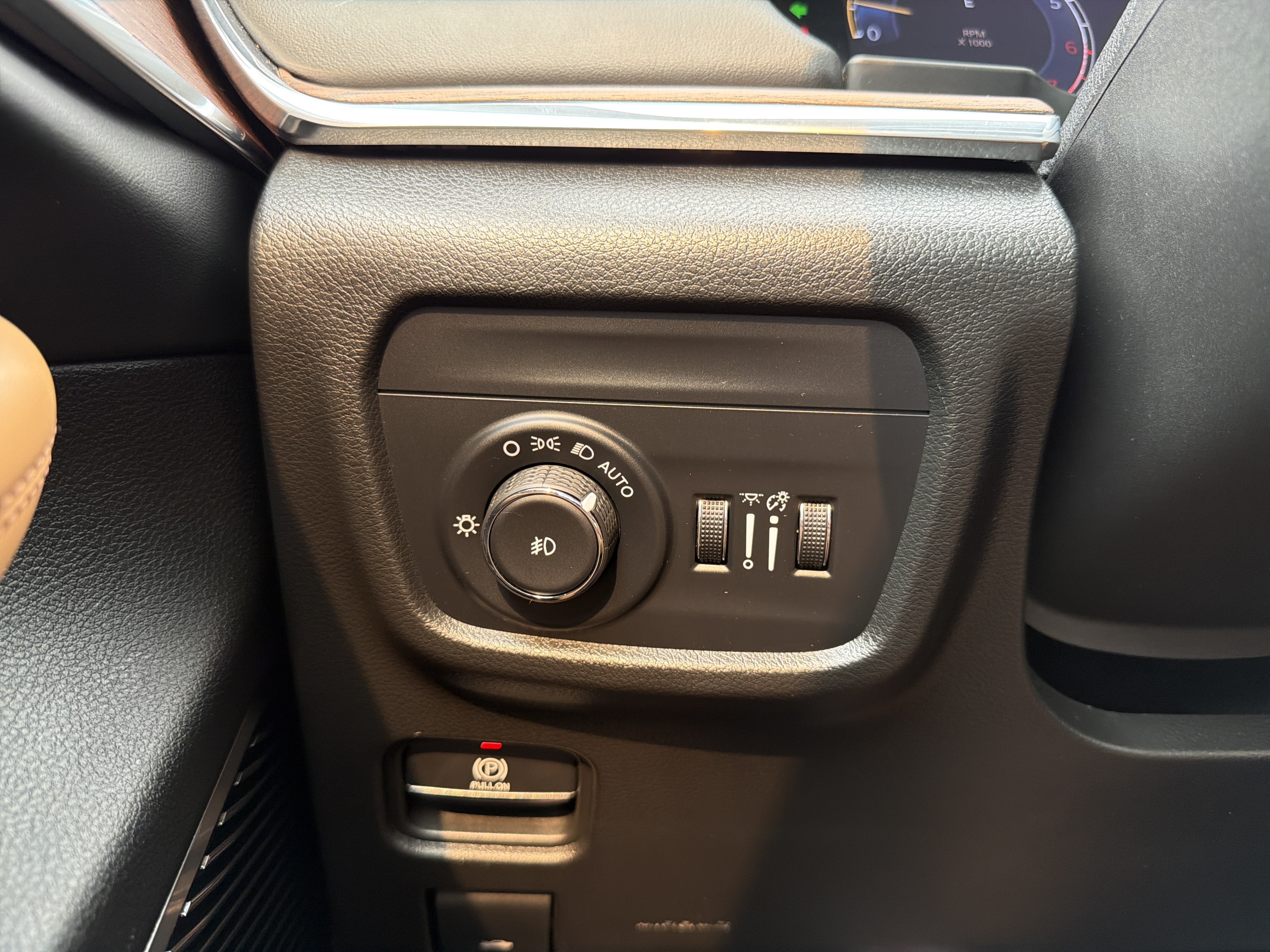 2023 Jeep Grand Cherokee L Summit 4x4