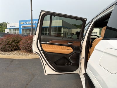 2023 Jeep Grand Cherokee L Summit 4x4