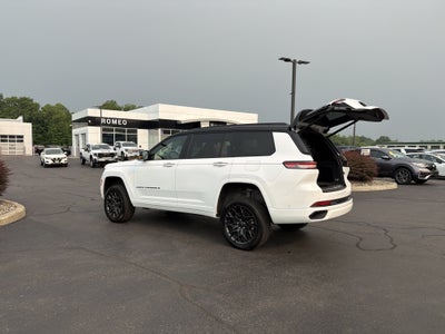 2023 Jeep Grand Cherokee L Summit 4x4