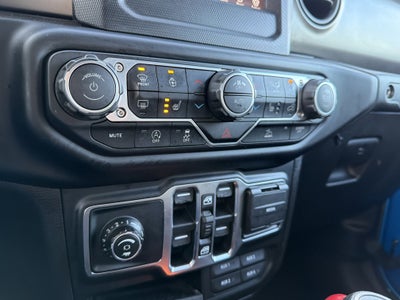 2020 Jeep Gladiator Sport S 4X4