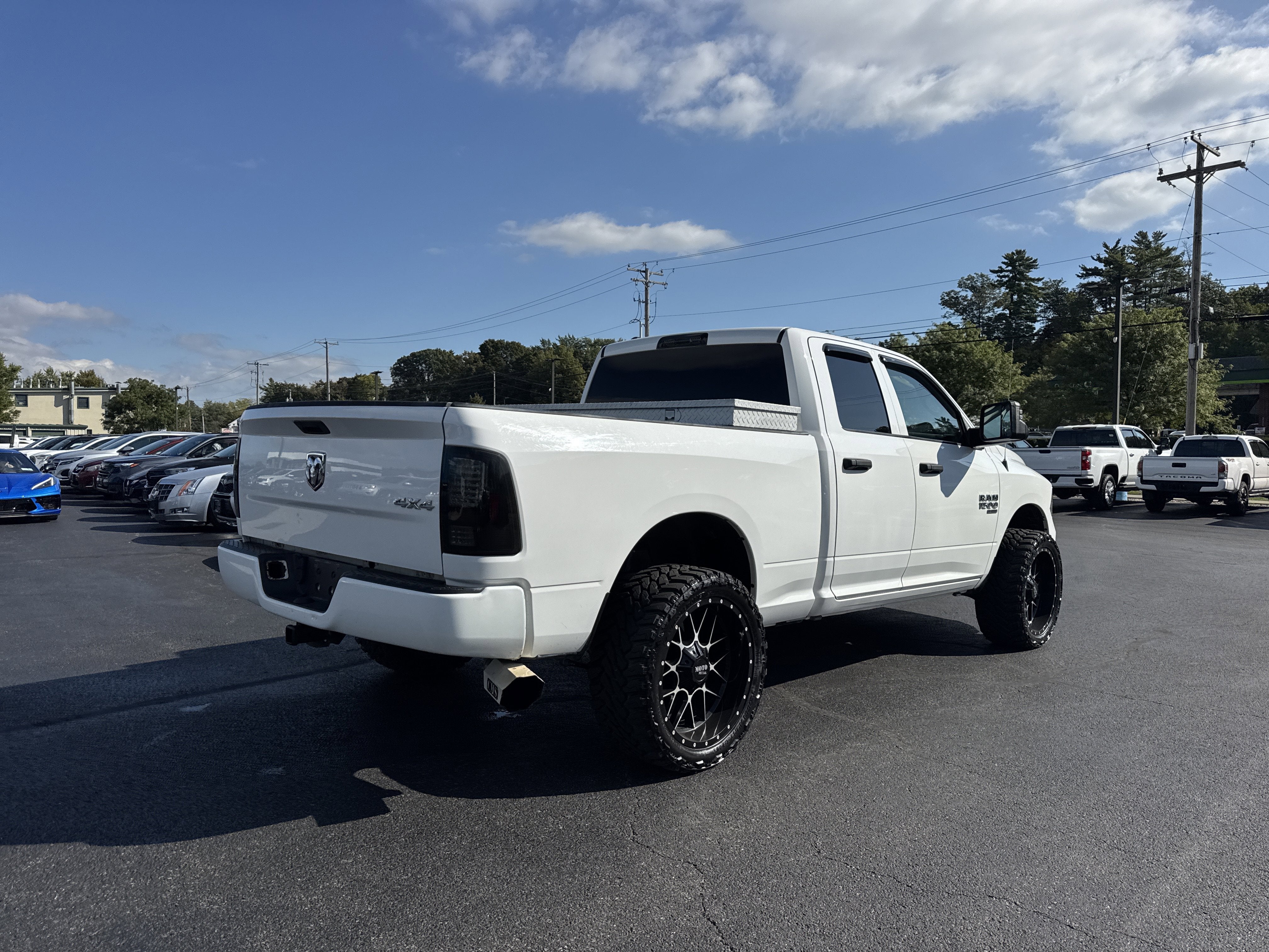 2019 RAM 1500 Classic Express Quad Cab 4x4 6'4" Box