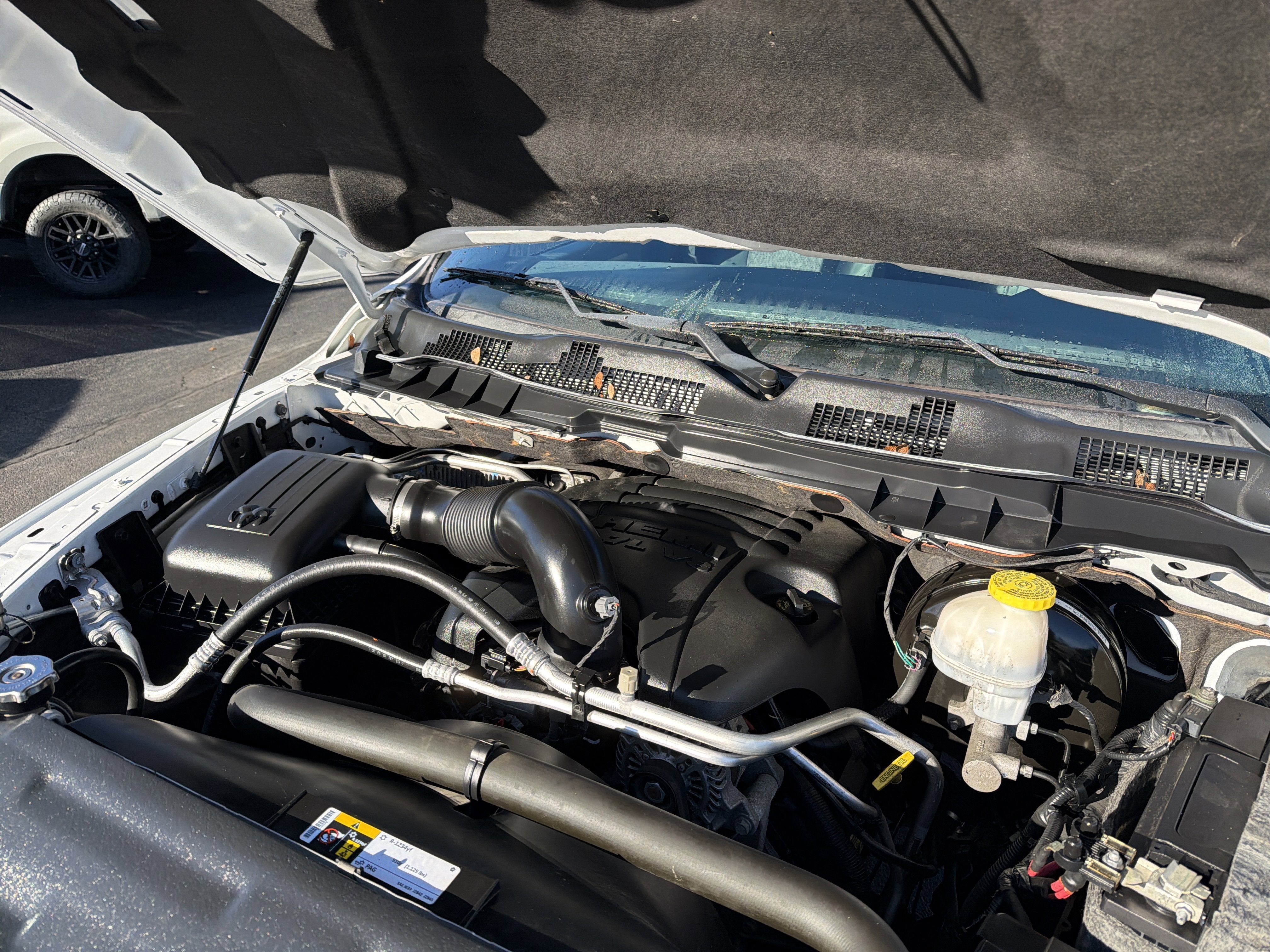 2018 RAM 1500 Big Horn Crew Cab 4x4 5'7" Box