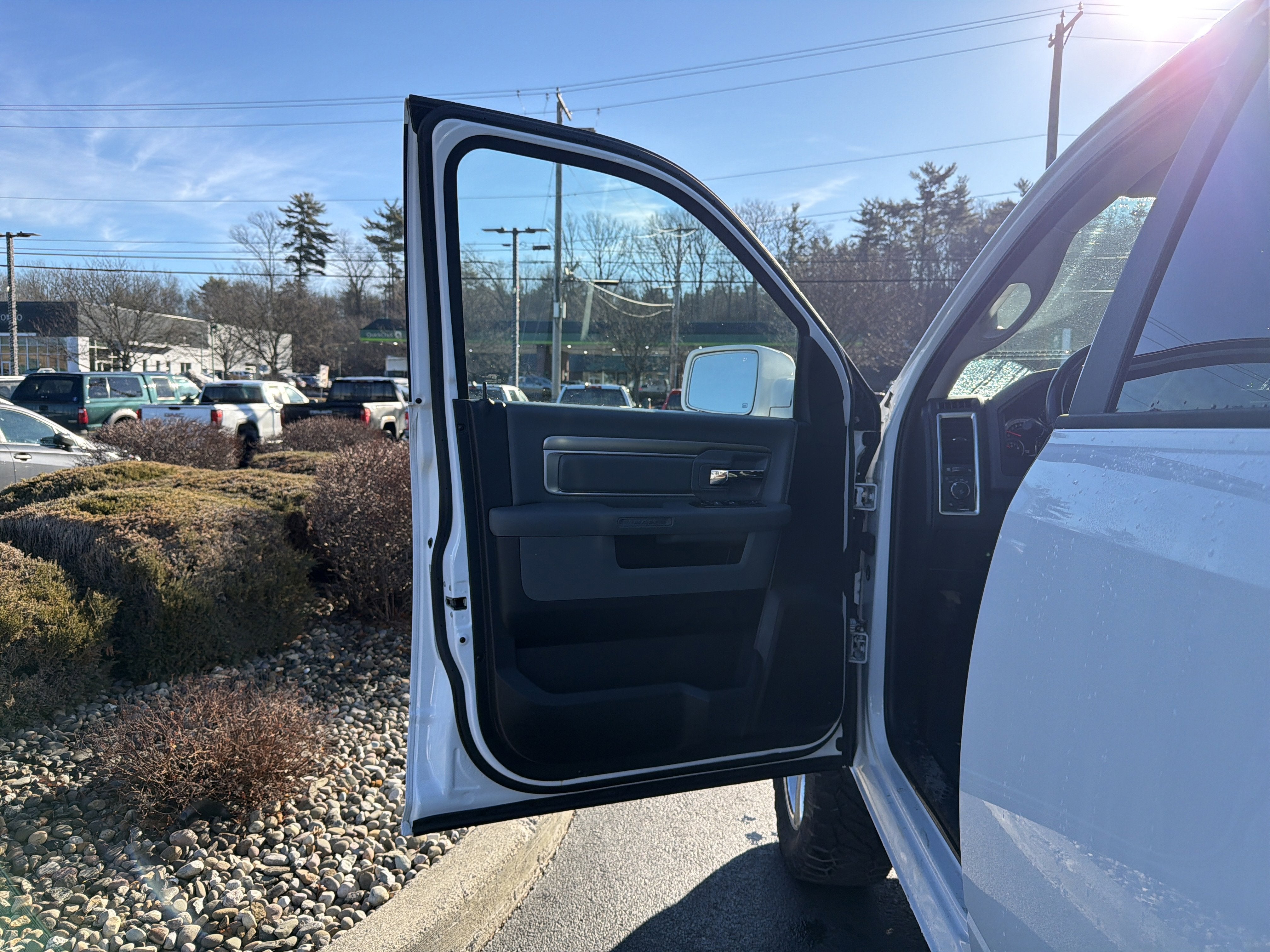 2018 RAM 1500 Big Horn Crew Cab 4x4 5'7" Box