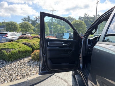 2020 RAM 1500 Big Horn Crew Cab 4x4 5'7" Box